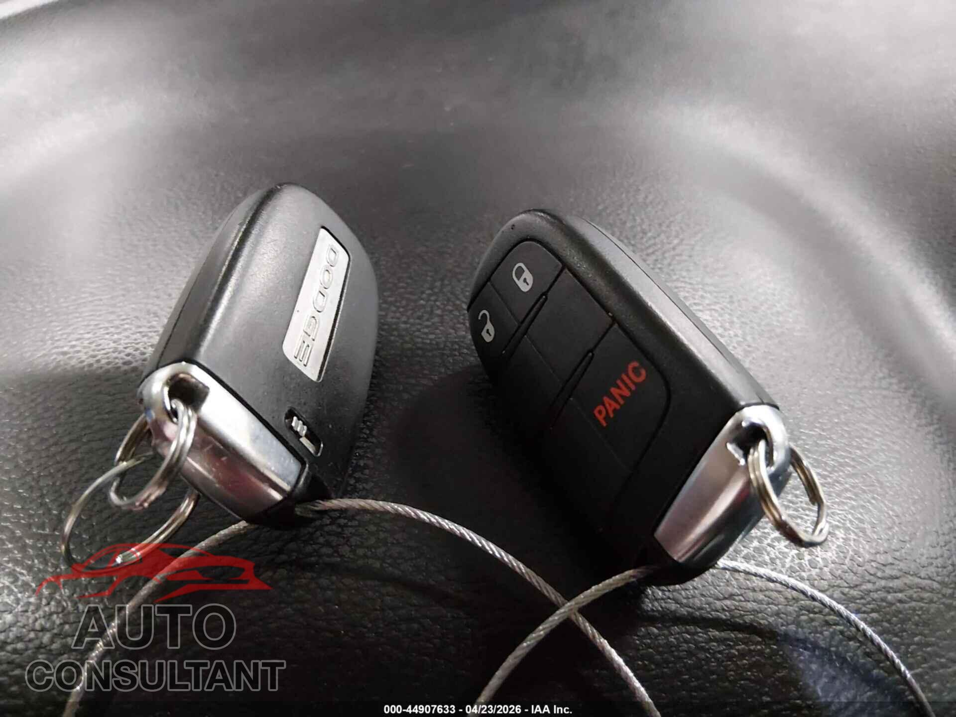 DODGE JOURNEY 2015 - 3C4PDCBB5FT569814