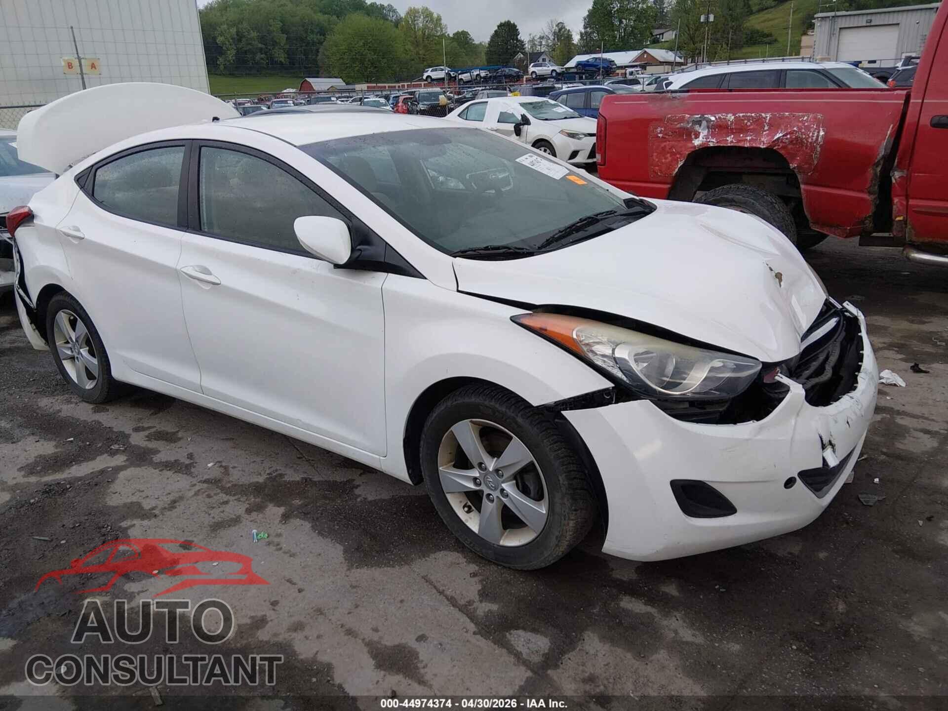 HYUNDAI ELANTRA 2013 - 5NPDH4AE2DH346927