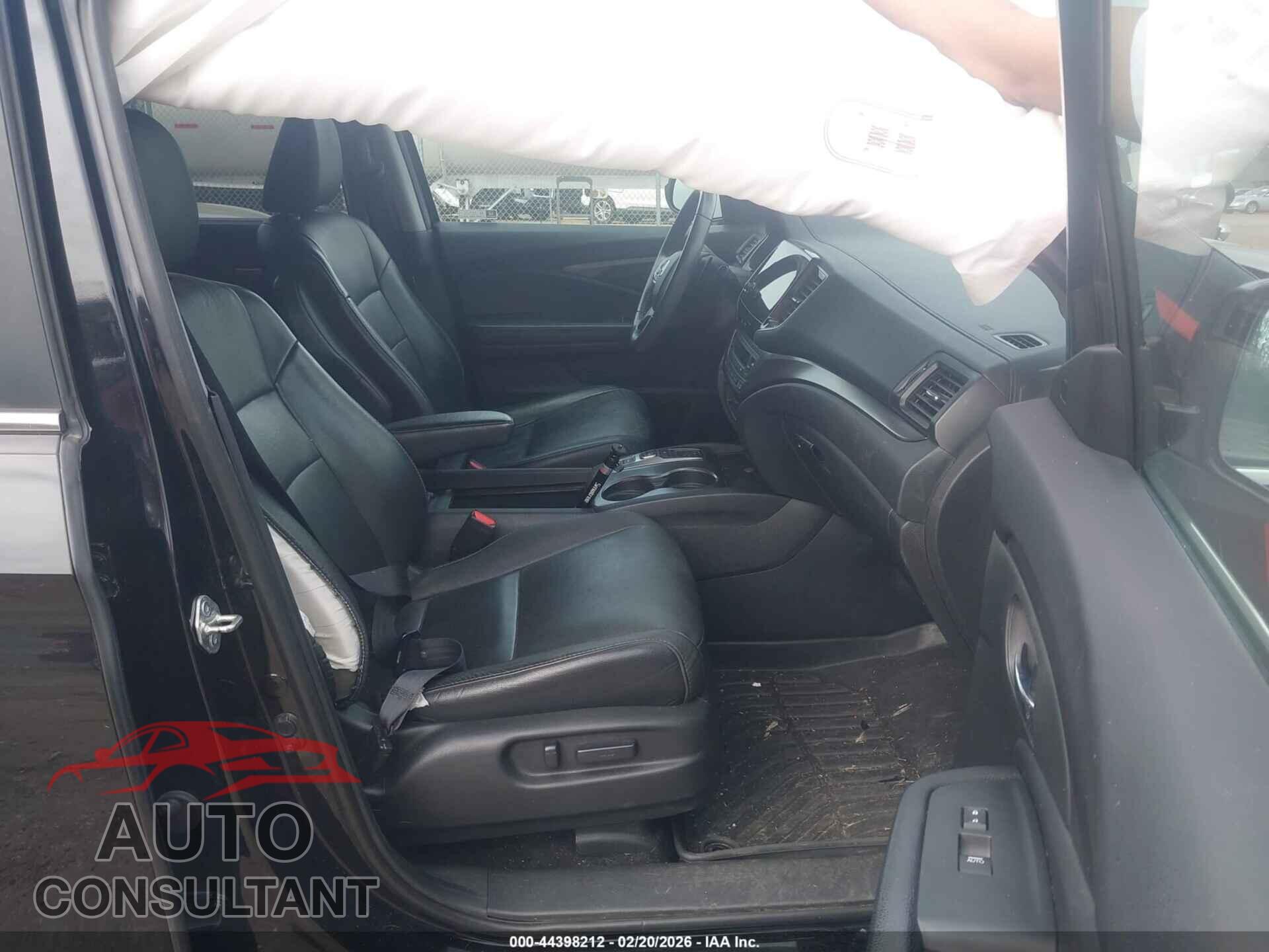 HONDA PILOT 2021 - 5FNYF5H57MB006108