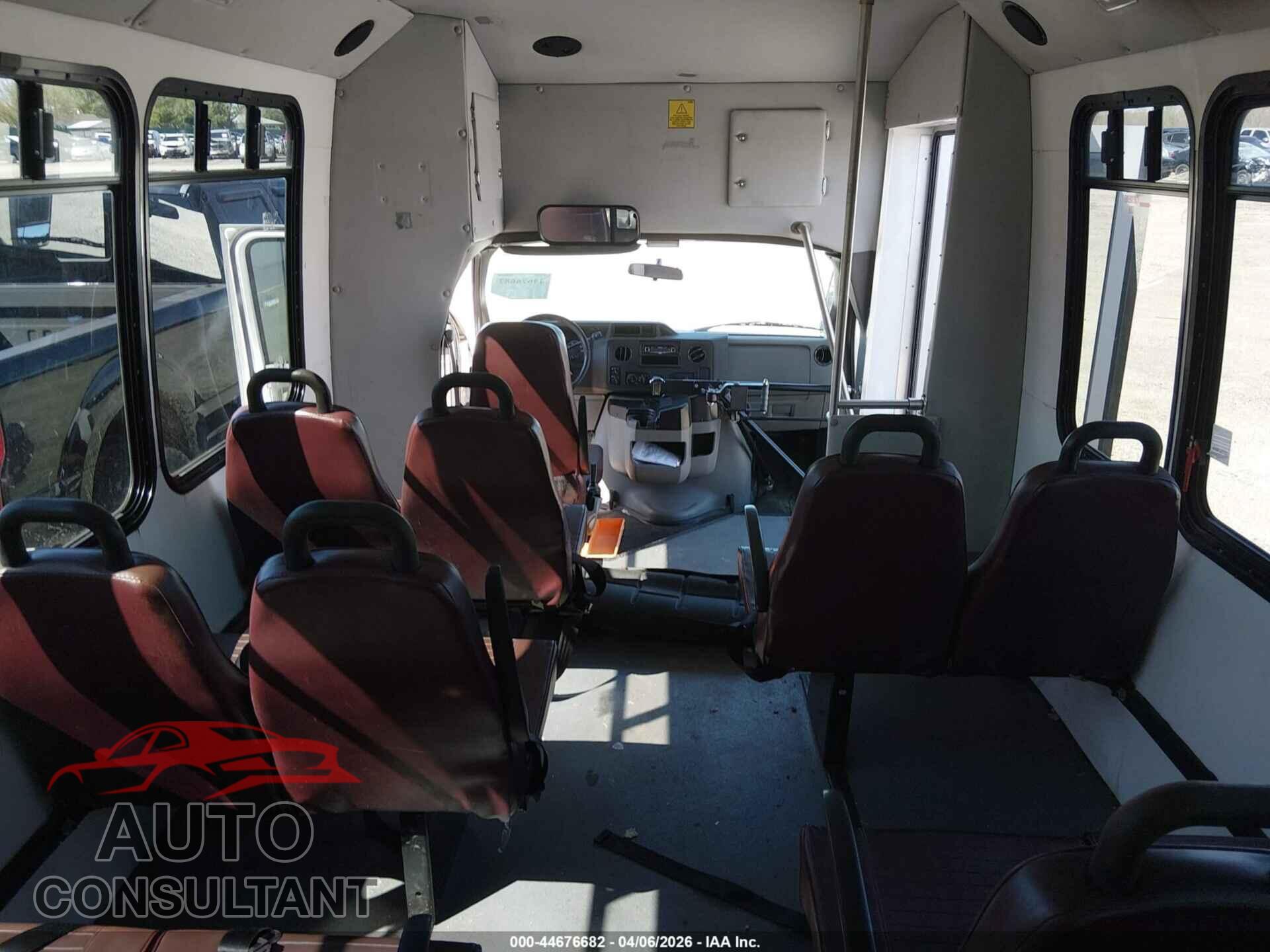 FORD E-350 CUTAWAY 2010 - 1FDEE3FS0ADA17341