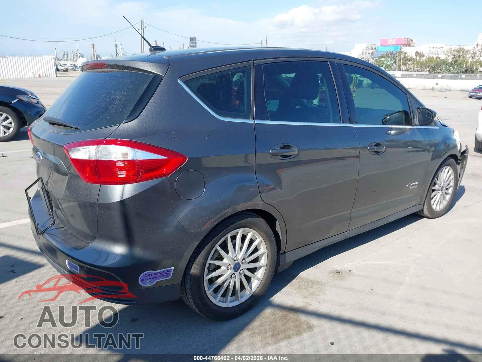 FORD C-MAX ENERGI 2015 - 1FADP5CU4FL112158