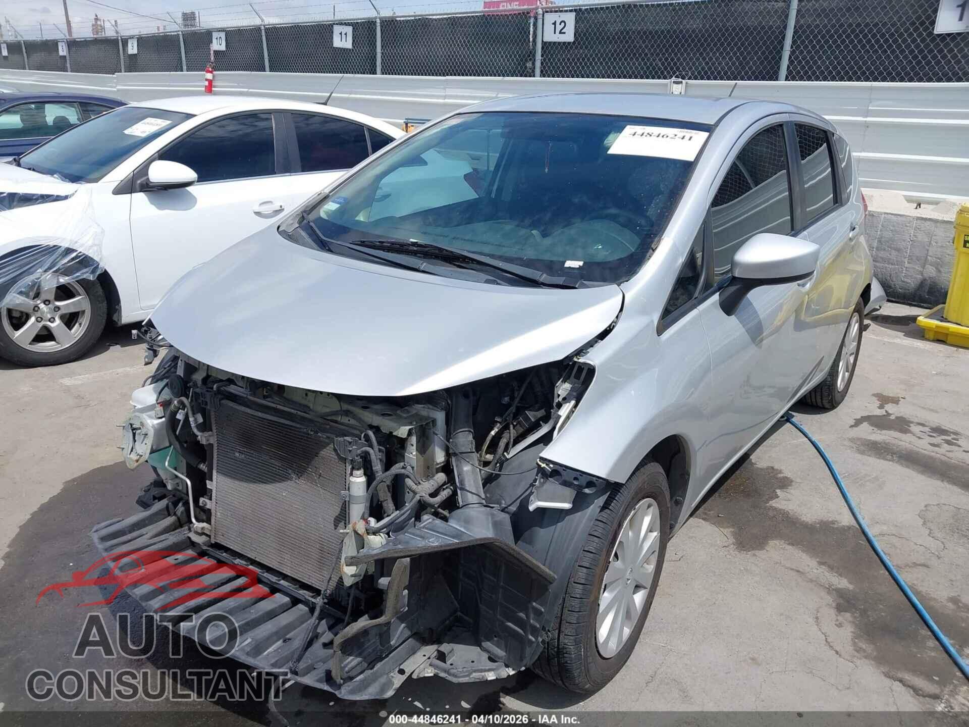 NISSAN VERSA NOTE 2015 - 3N1CE2CPXFL404621
