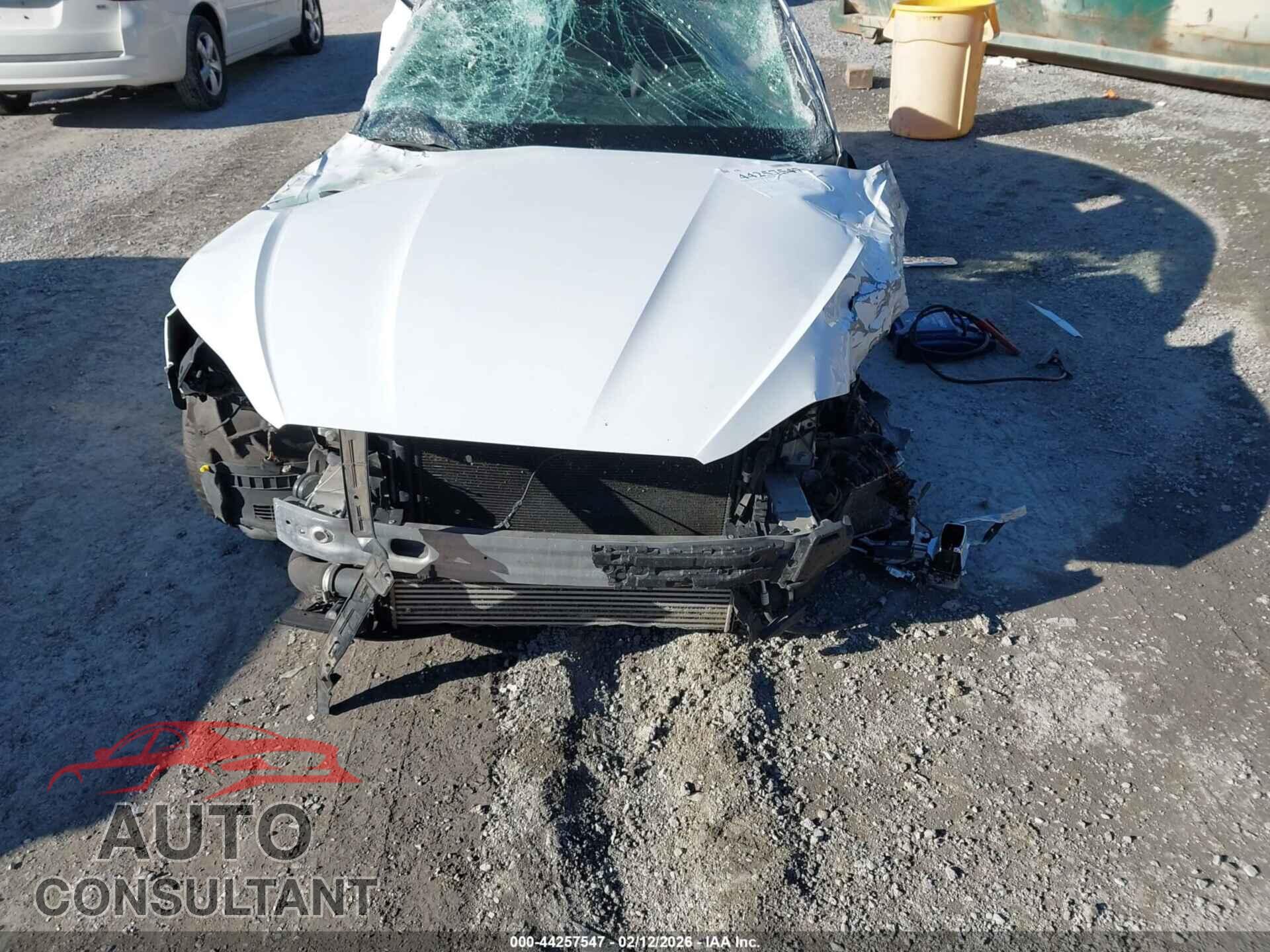 AUDI S5 2019 - WAUC4CF54KA077406