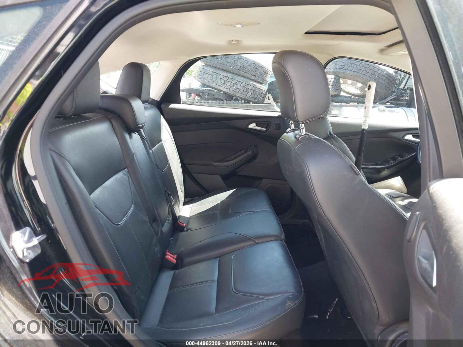 FORD FOCUS 2017 - 1FADP3N2XHL288022
