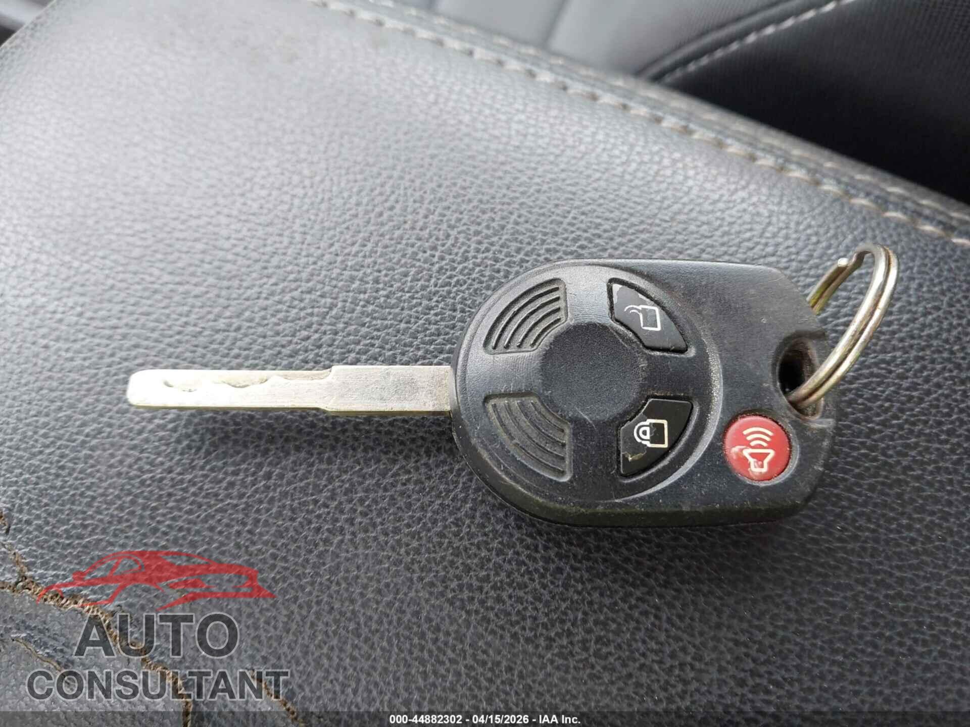 FORD ESCAPE 2018 - 1FMCU0F71JUC40105