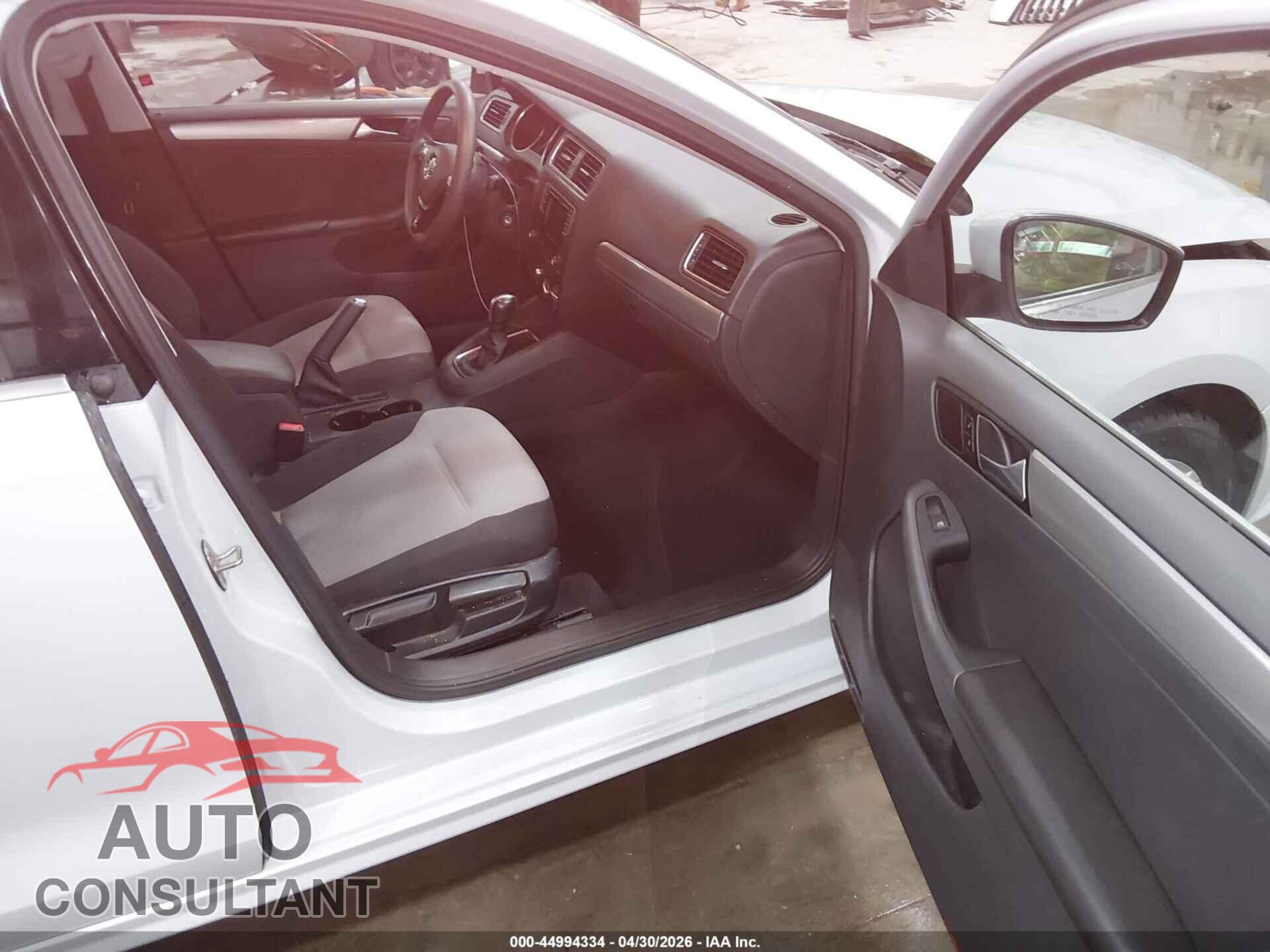 VOLKSWAGEN JETTA 2017 - 3VW2B7AJ1HM236925