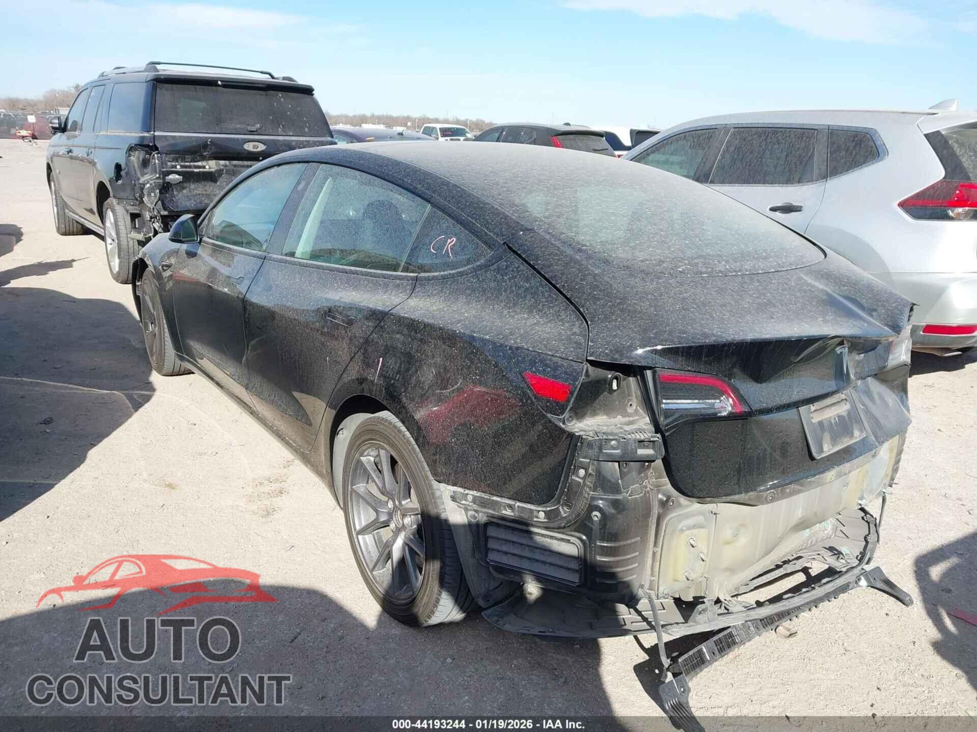 TESLA MODEL 3 2023 - 5YJ3E1EAXPF548122