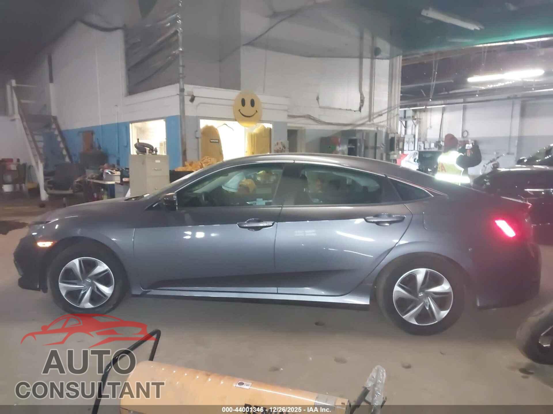 HONDA CIVIC 2019 - 2HGFC2F68KH557716