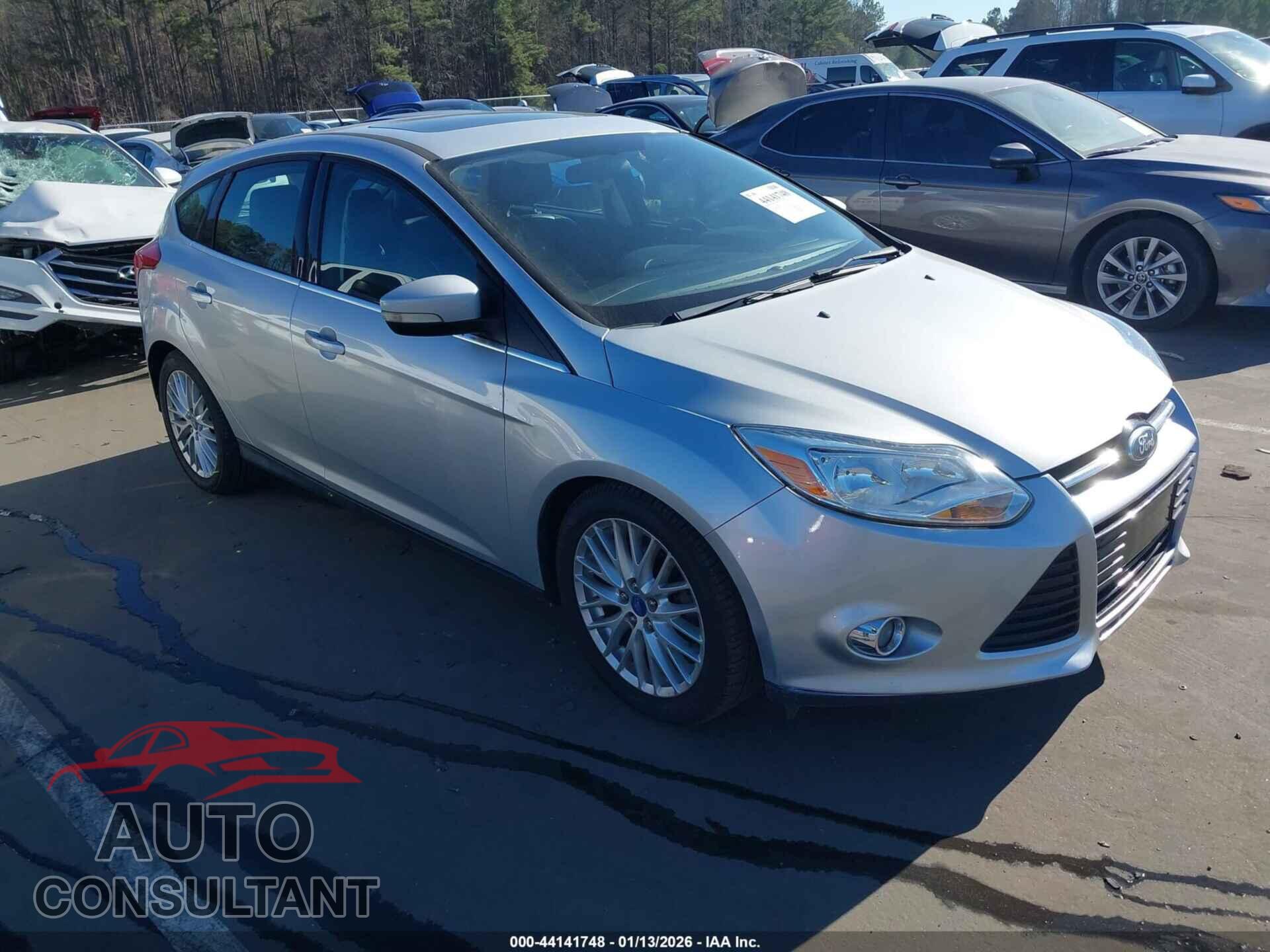 FORD FOCUS 2012 - 1FAHP3M22CL120709