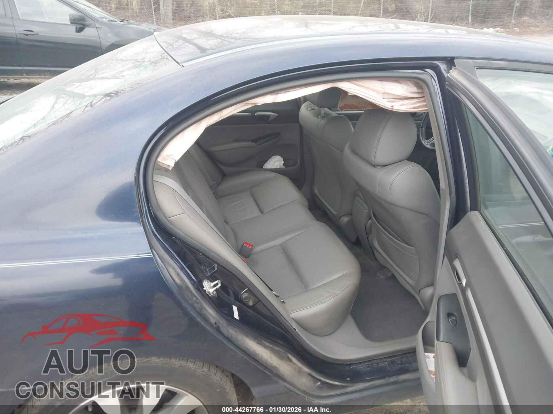 HONDA CIVIC 2010 - 19XFA1F95AE008431