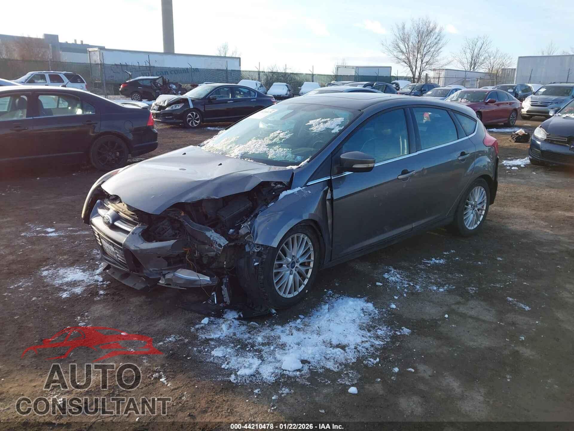 FORD FOCUS 2012 - 1FAHP3M26CL453527