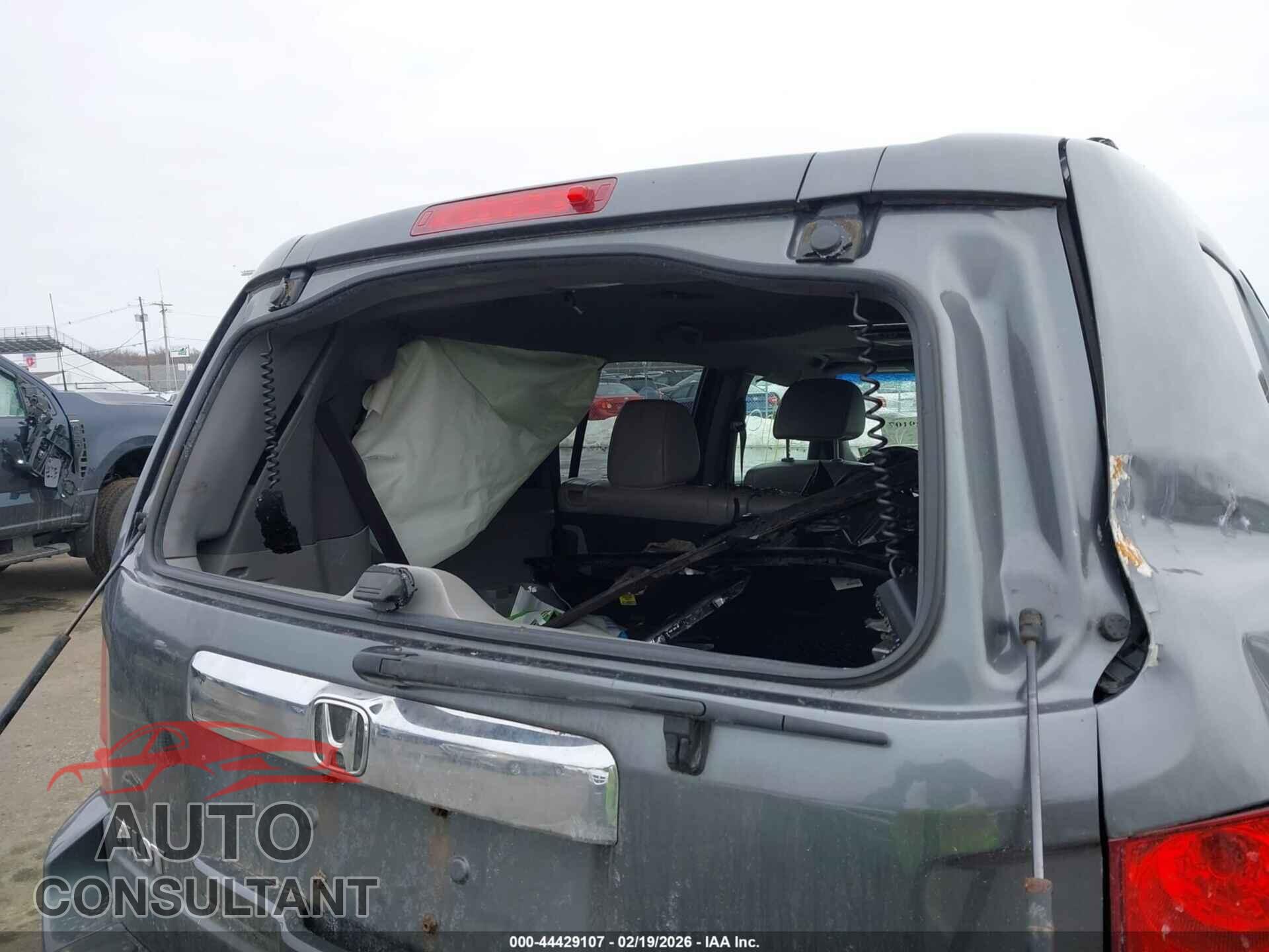 HONDA PILOT 2012 - 5FNYF4H99CB021110