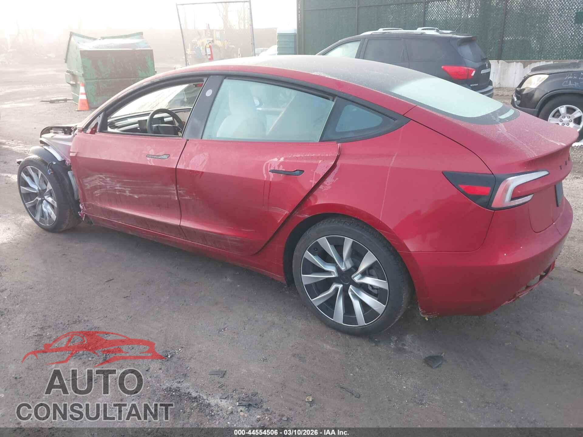 TESLA MODEL 3 2024 - 5YJ3E1EB4RF796457