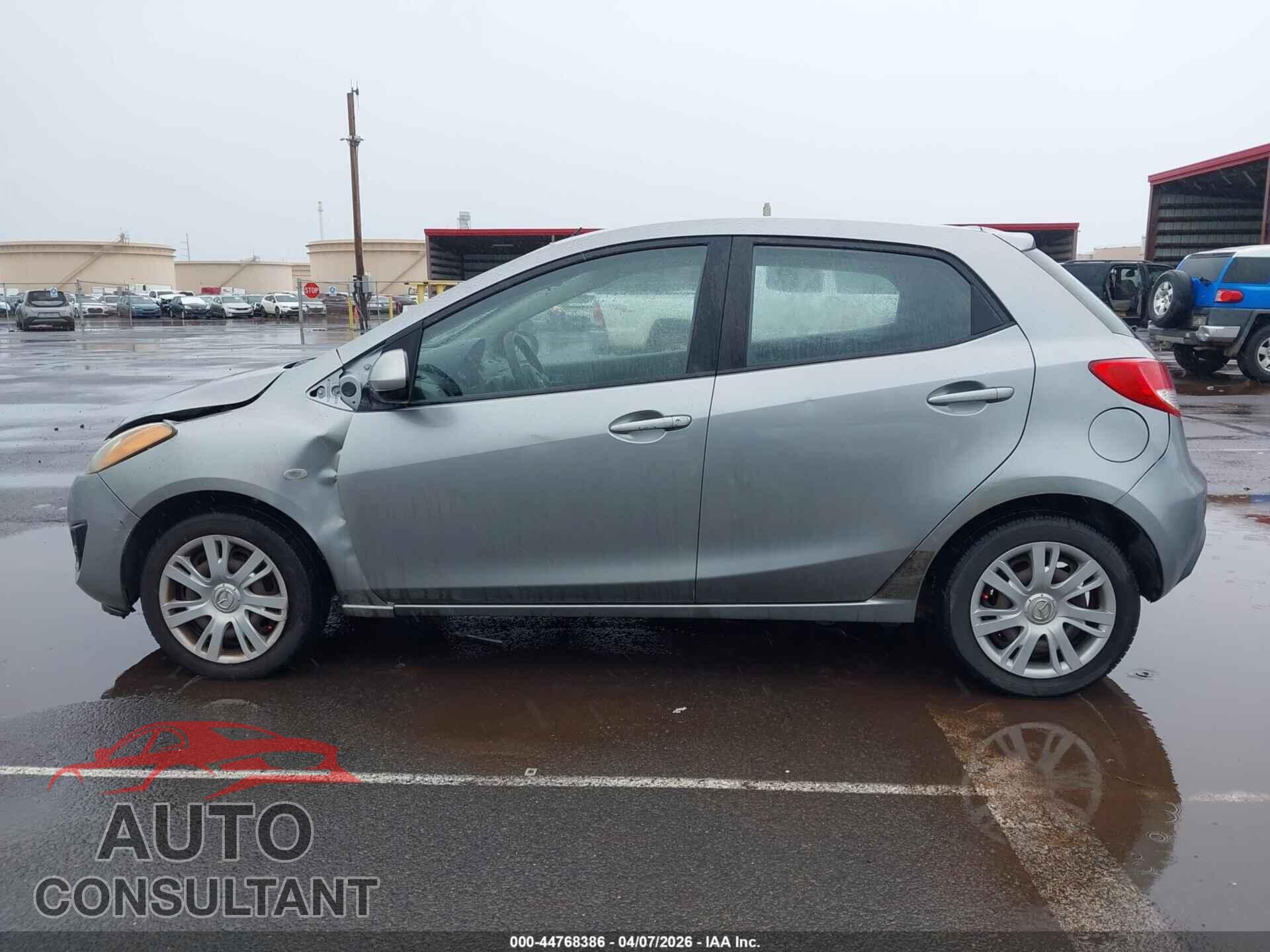 MAZDA MAZDA2 2014 - JM1DE1KY1E0181970