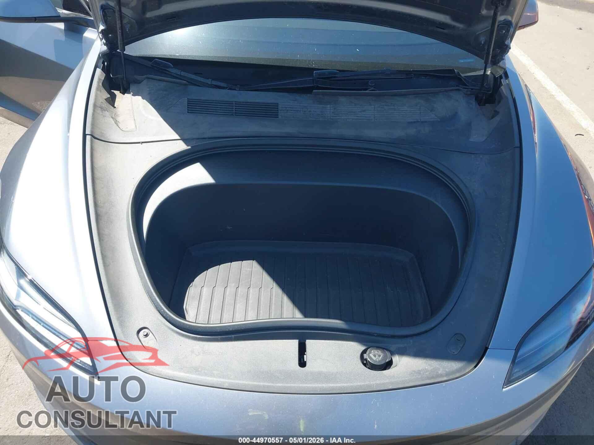 TESLA MODEL 3 2024 - 5YJ3E1EA0RF863384