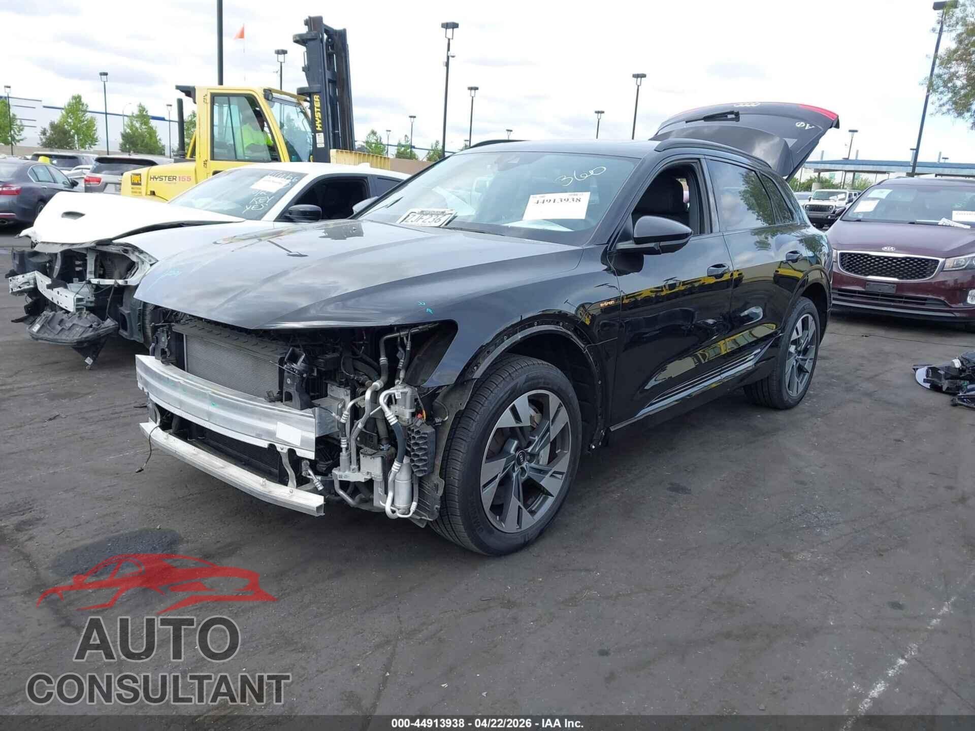 AUDI E-TRON 2022 - WA1AAAGE7NB013150