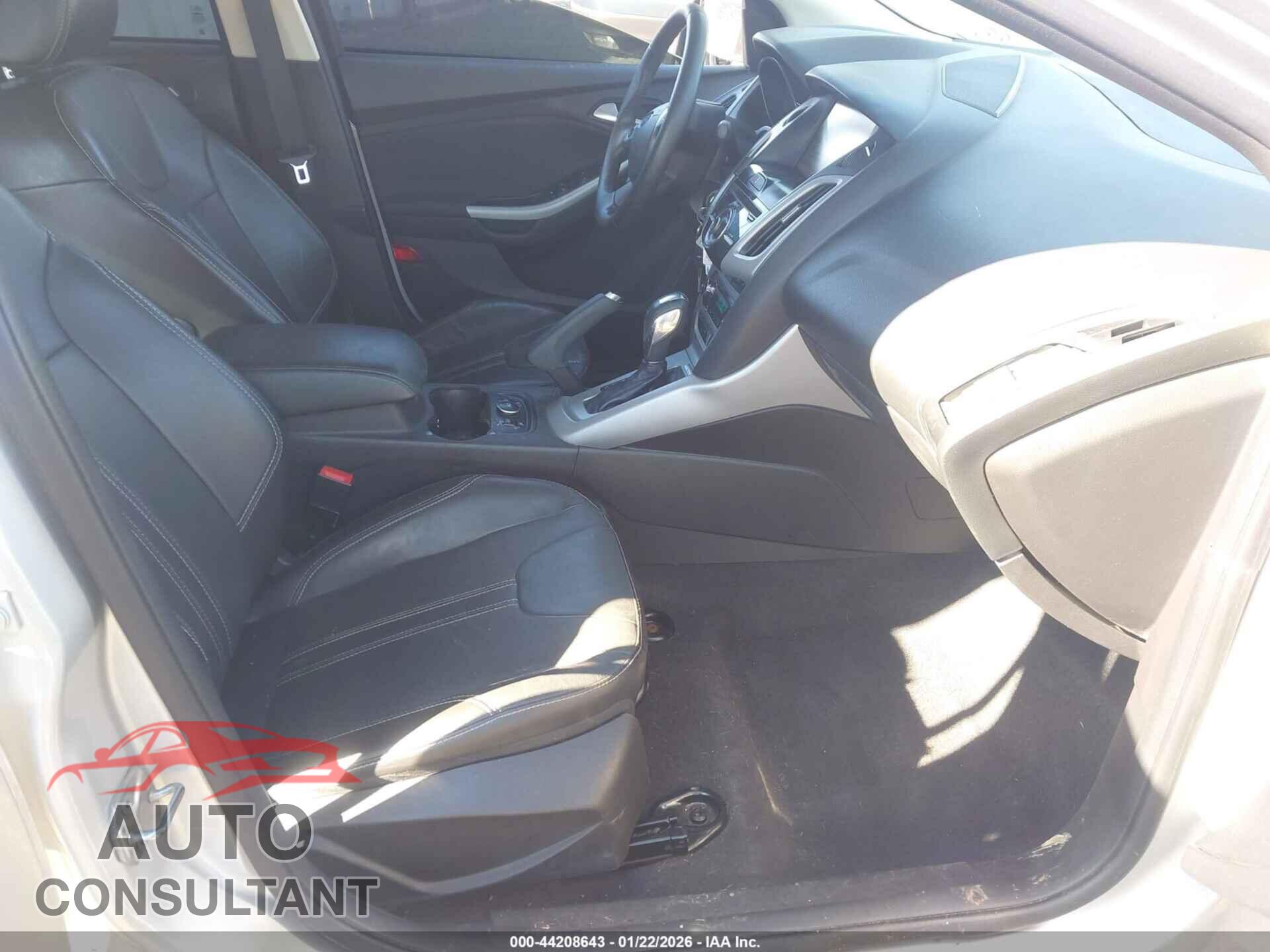 FORD FOCUS 2014 - 1FADP3F28EL354450