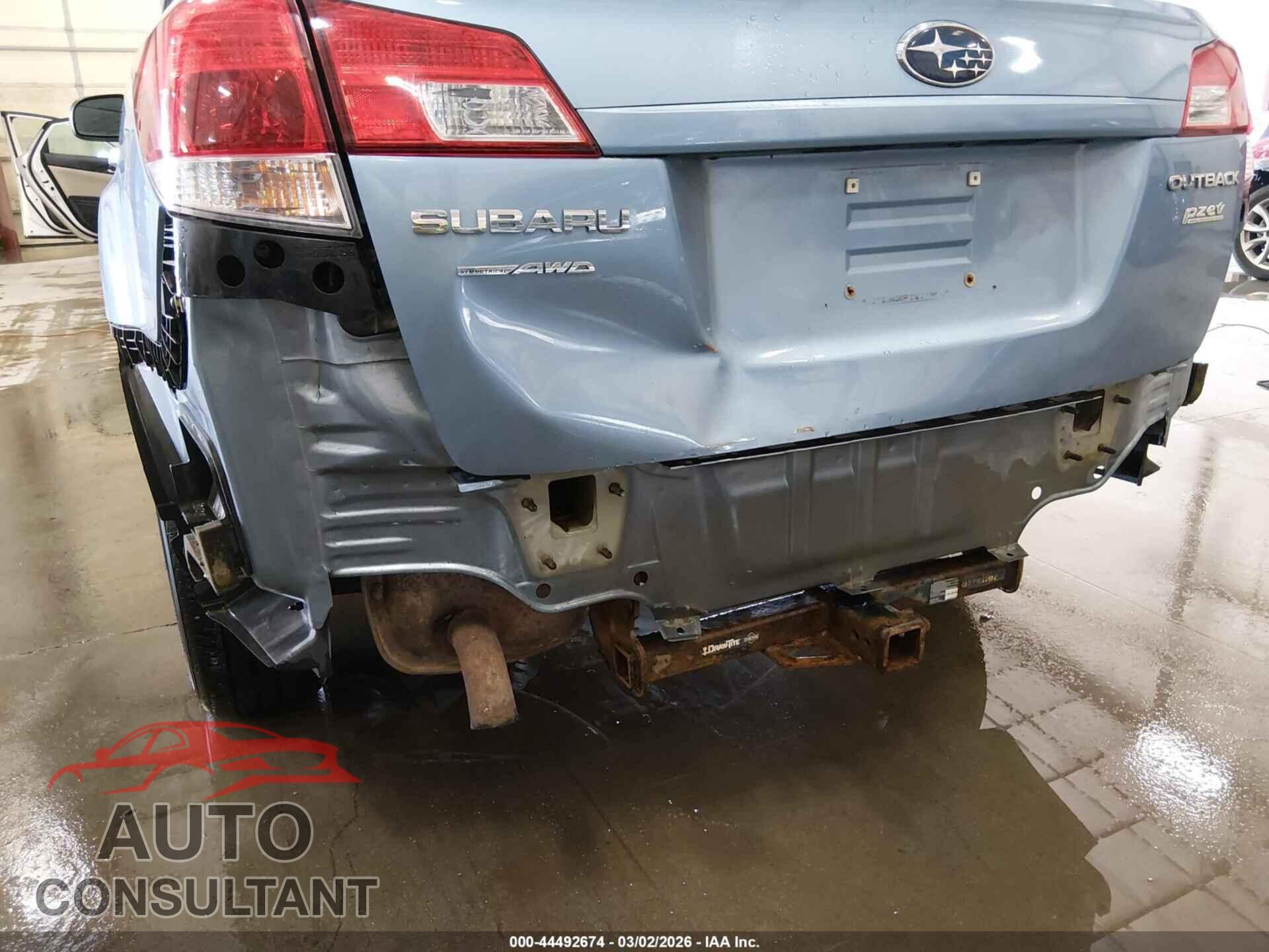 SUBARU OUTBACK 2011 - 4S4BRBBC8B3370482