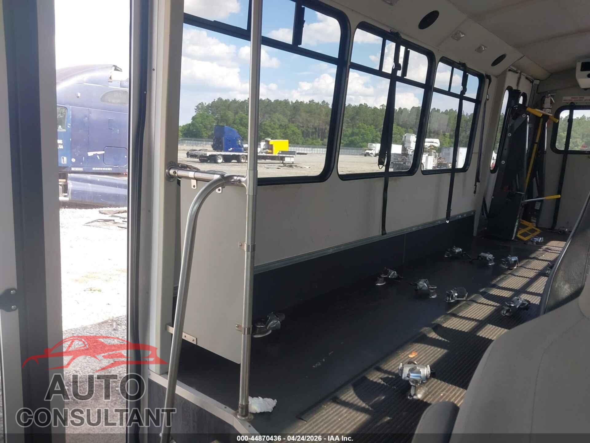 FORD ECONOLINE 2014 - 1FDEE4FL3EDA72726