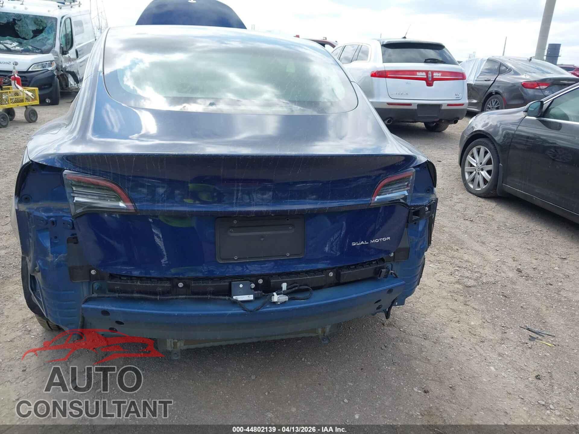 TESLA MODEL 3 2019 - 5YJ3E1EB3KF192520