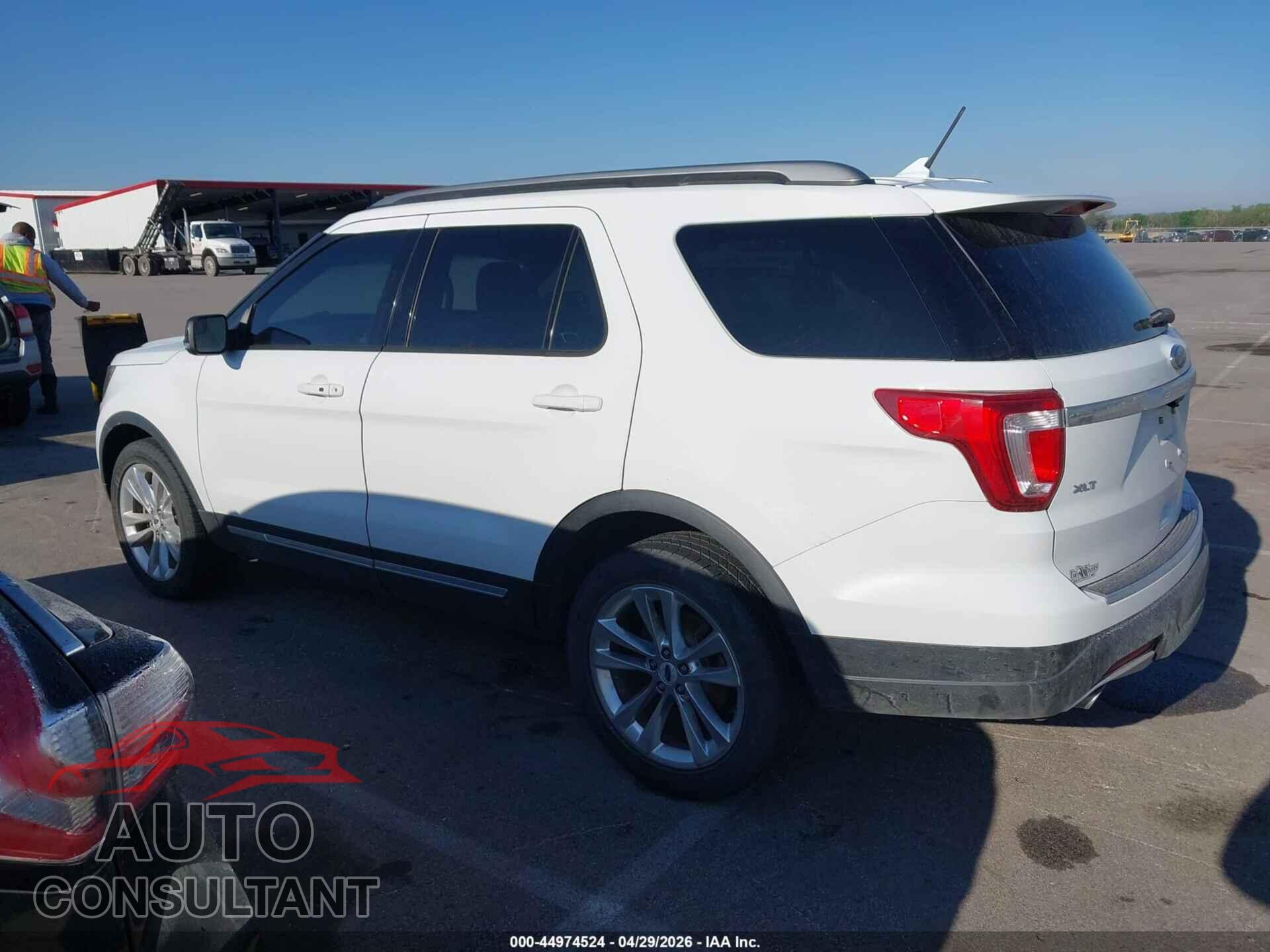 FORD EXPLORER 2018 - 1FM5K8D80JGB98985