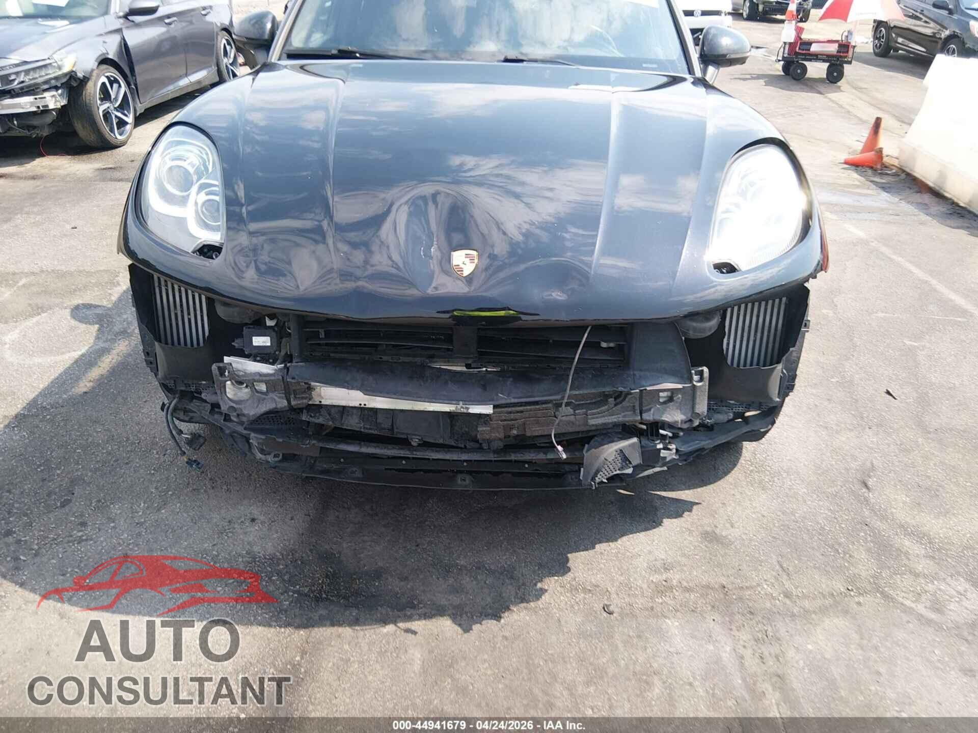 PORSCHE MACAN 2017 - WP1AB2A50HLB21009