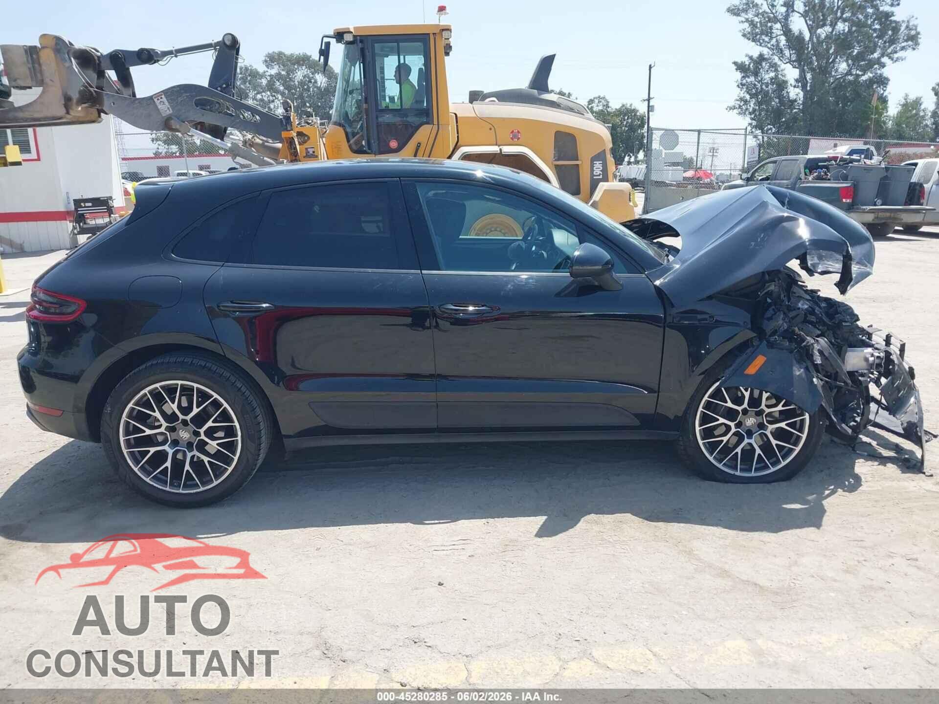 PORSCHE MACAN 2018 - WP1AA2A54JLB01340