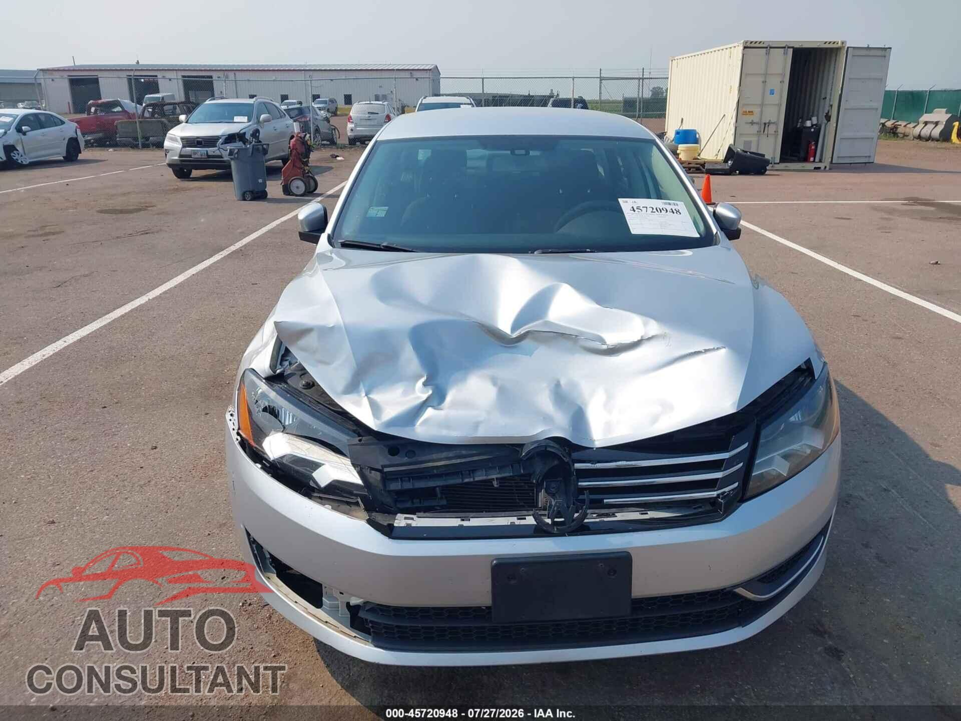 VOLKSWAGEN PASSAT 2014 - 1VWAP7A30EC009950