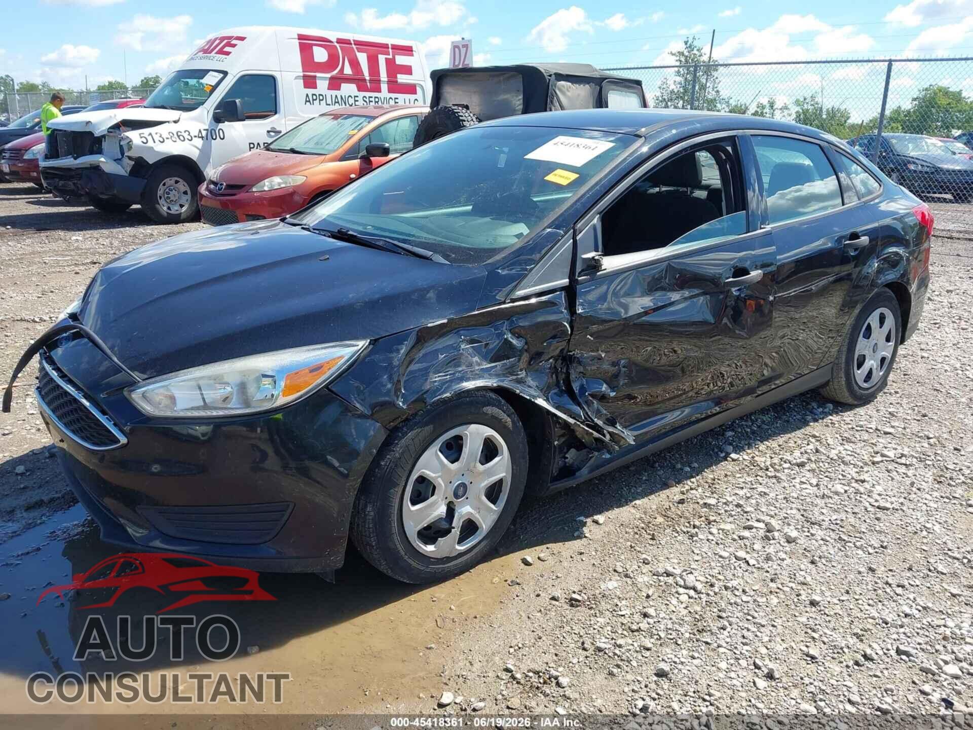 FORD FOCUS 2016 - 1FADP3E22GL208131