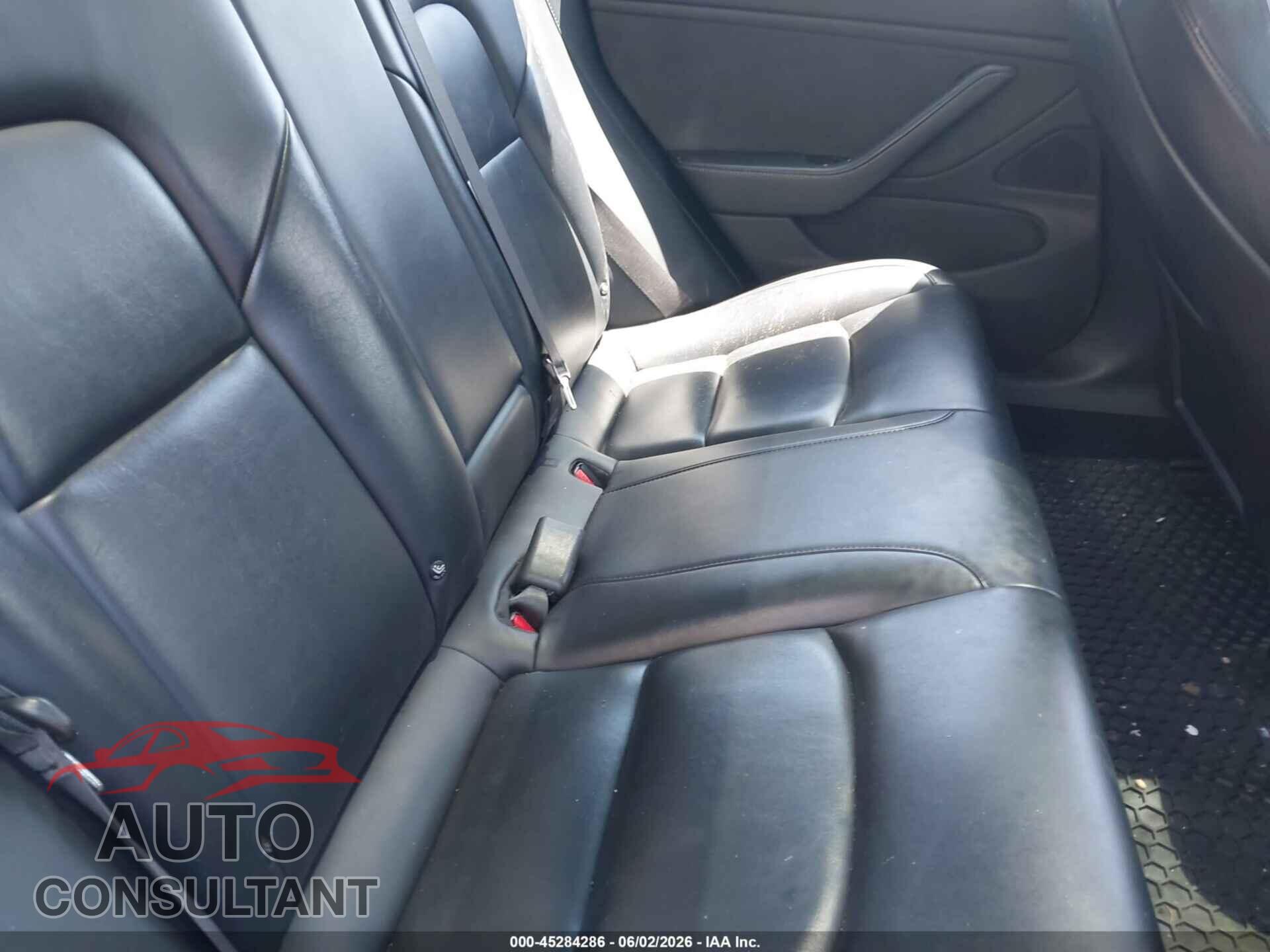 TESLA MODEL 3 2018 - 5YJ3E1EA5JF049736