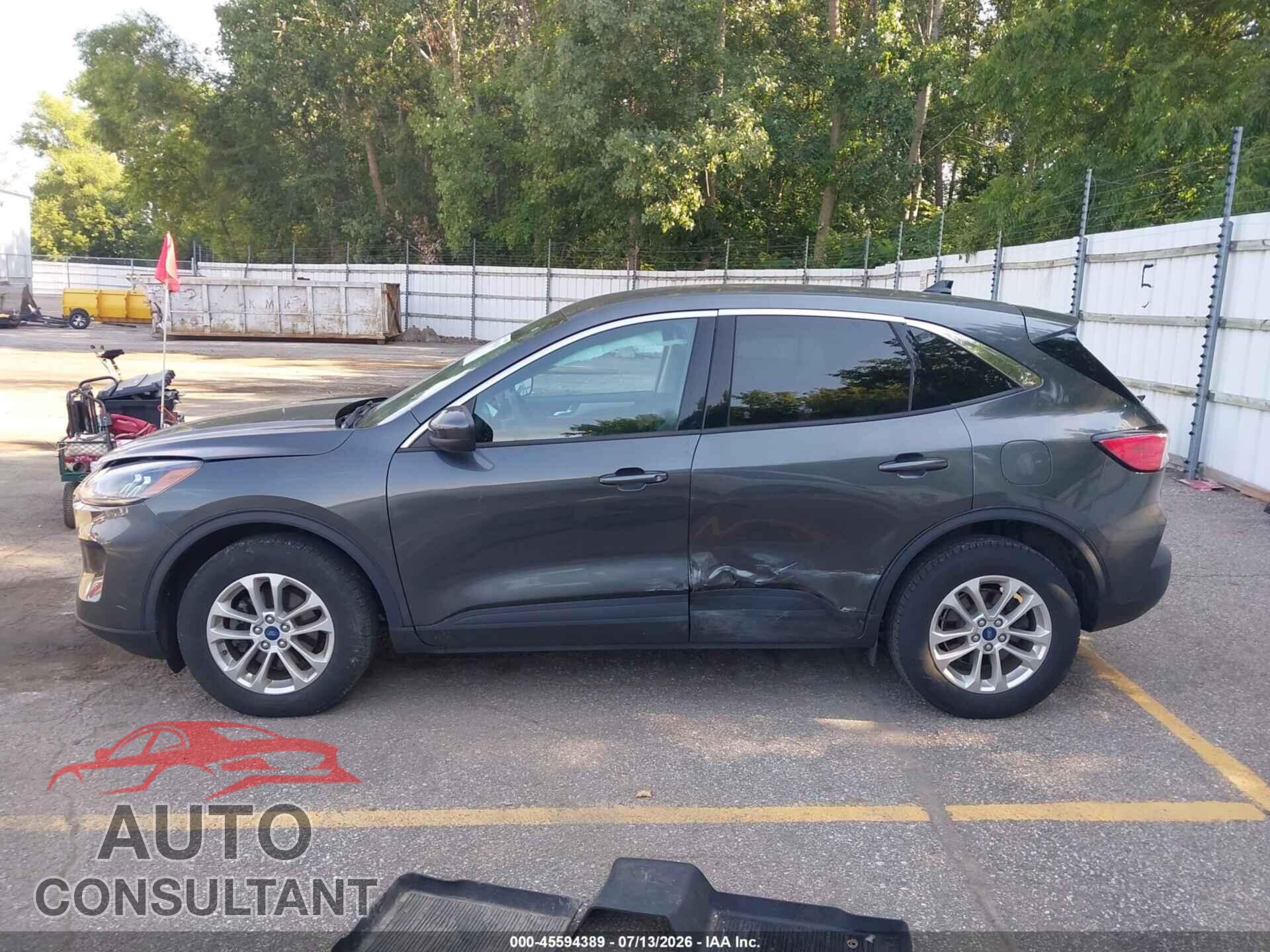 FORD ESCAPE 2020 - 1FMCU9G60LUA53726