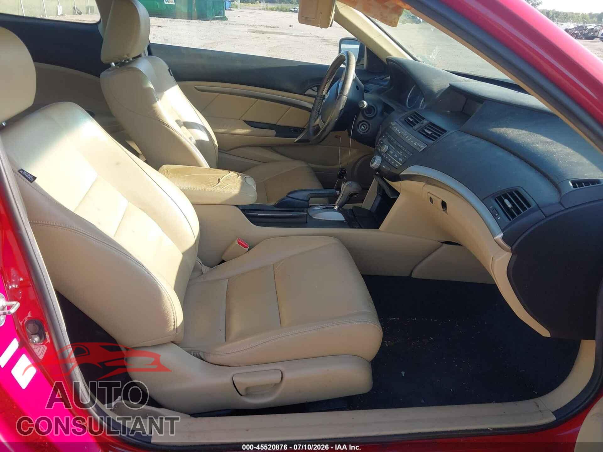 HONDA ACCORD 2012 - 1HGCS1B82CA018659