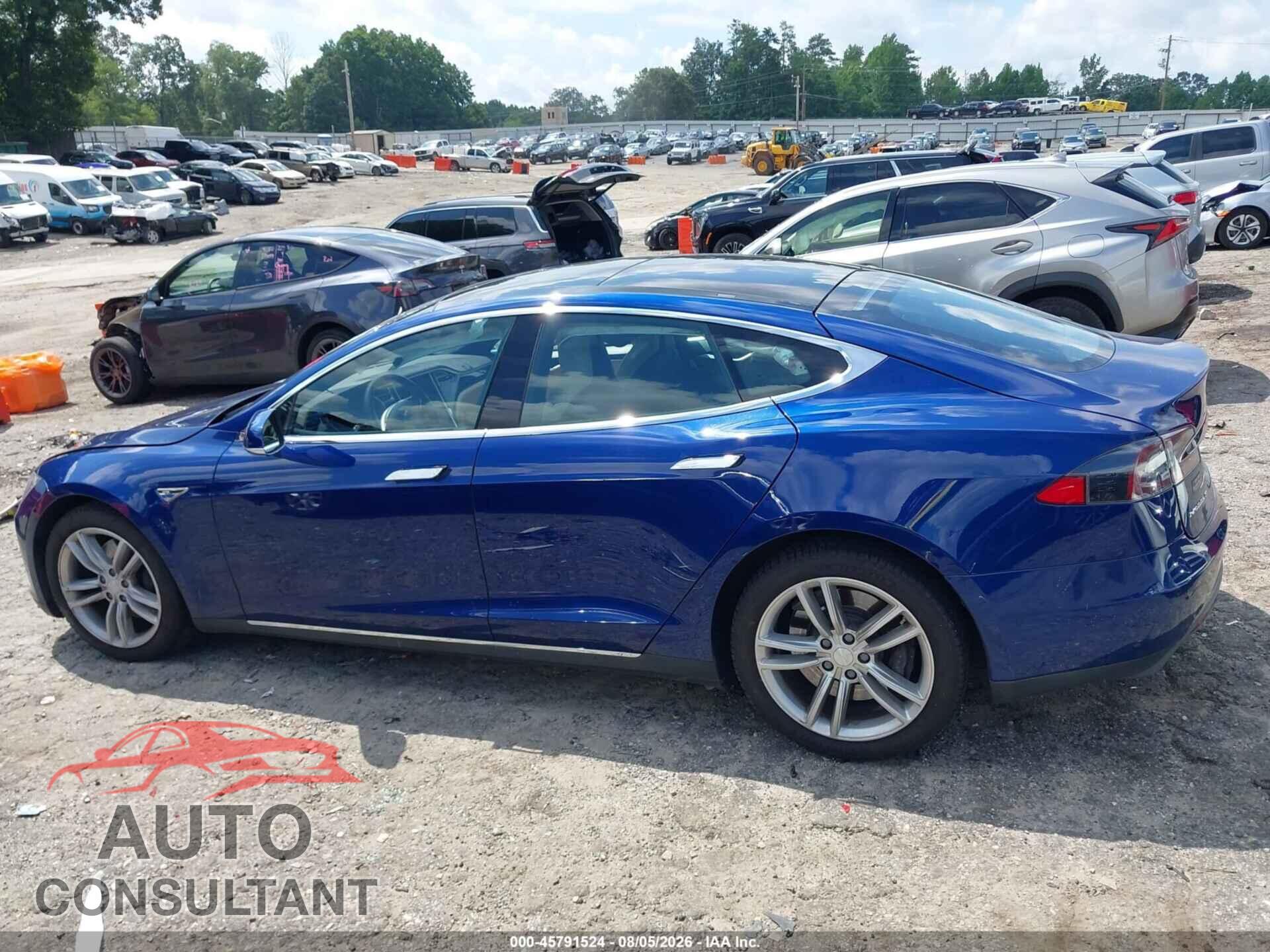 TESLA MODEL S 2016 - 5YJSA1E20GF121936
