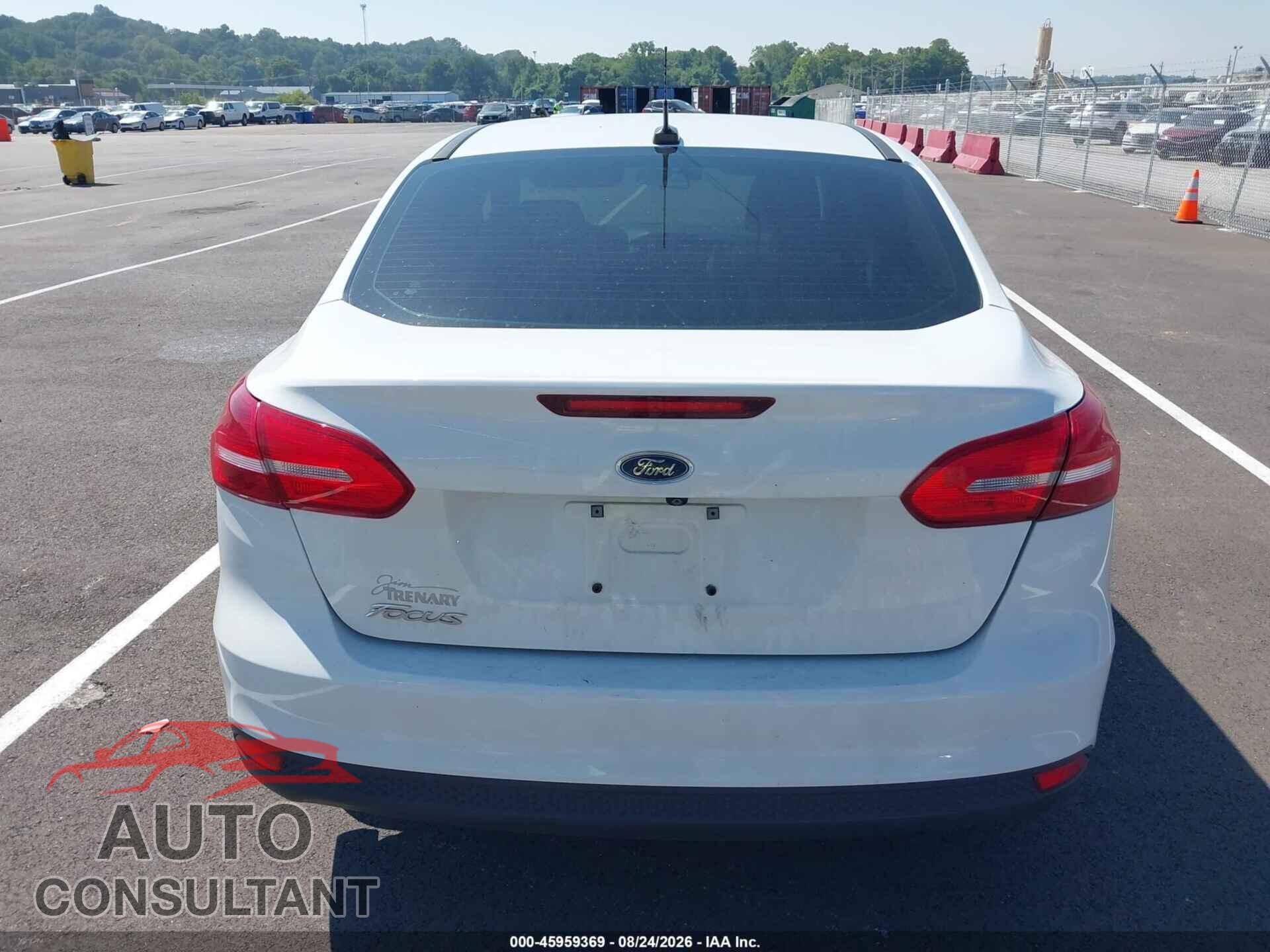 FORD FOCUS 2017 - 1FADP3E29HL257943
