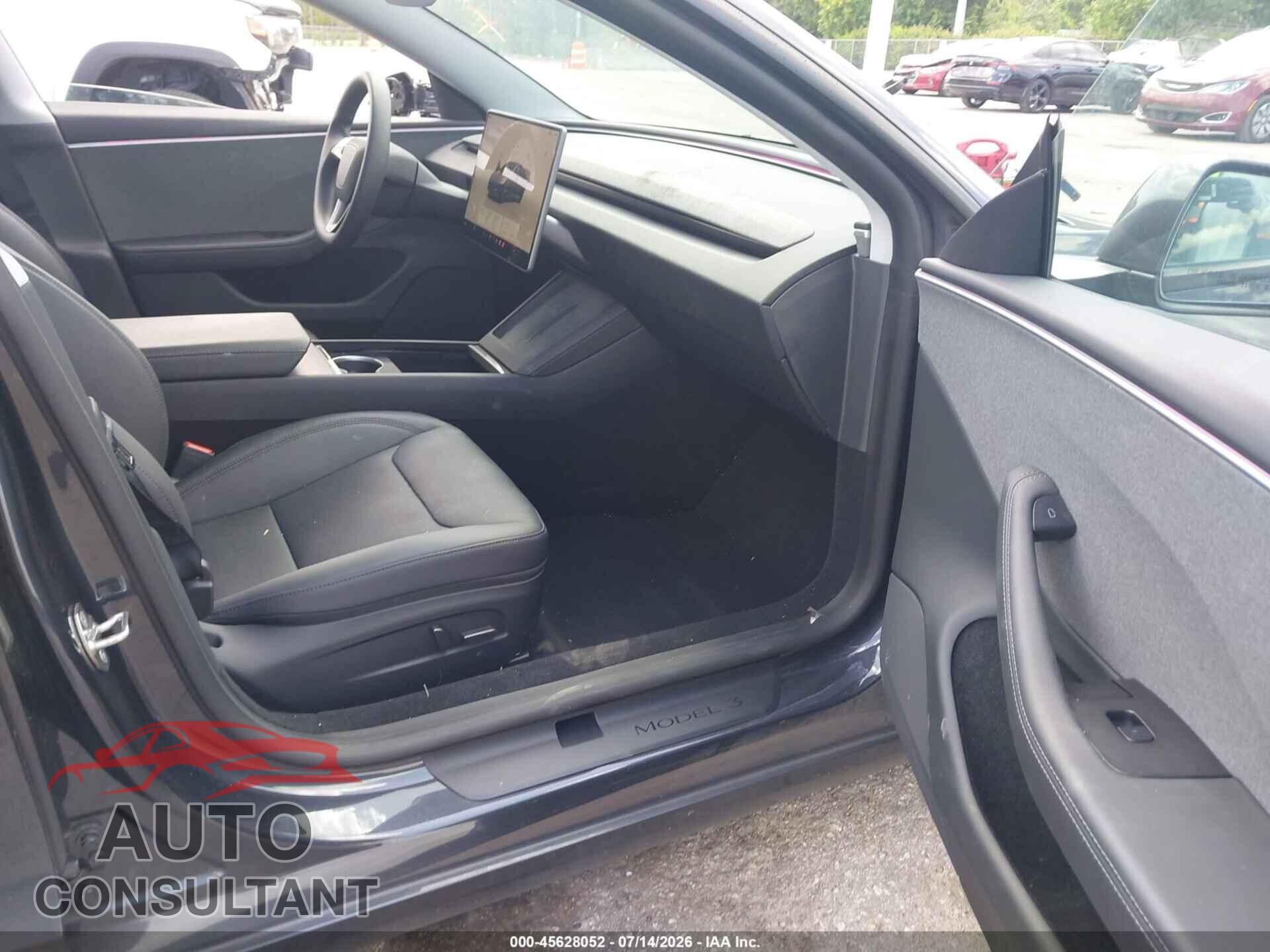 TESLA MODEL 3 2024 - 5YJ3E1EA2RF855416