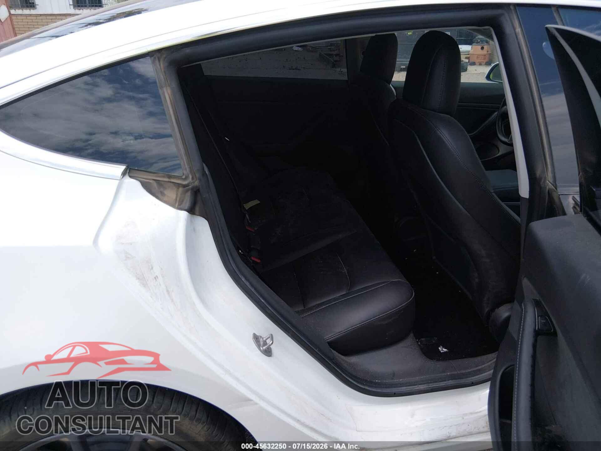 TESLA MODEL 3 2019 - 5YJ3E1EA7KF401331
