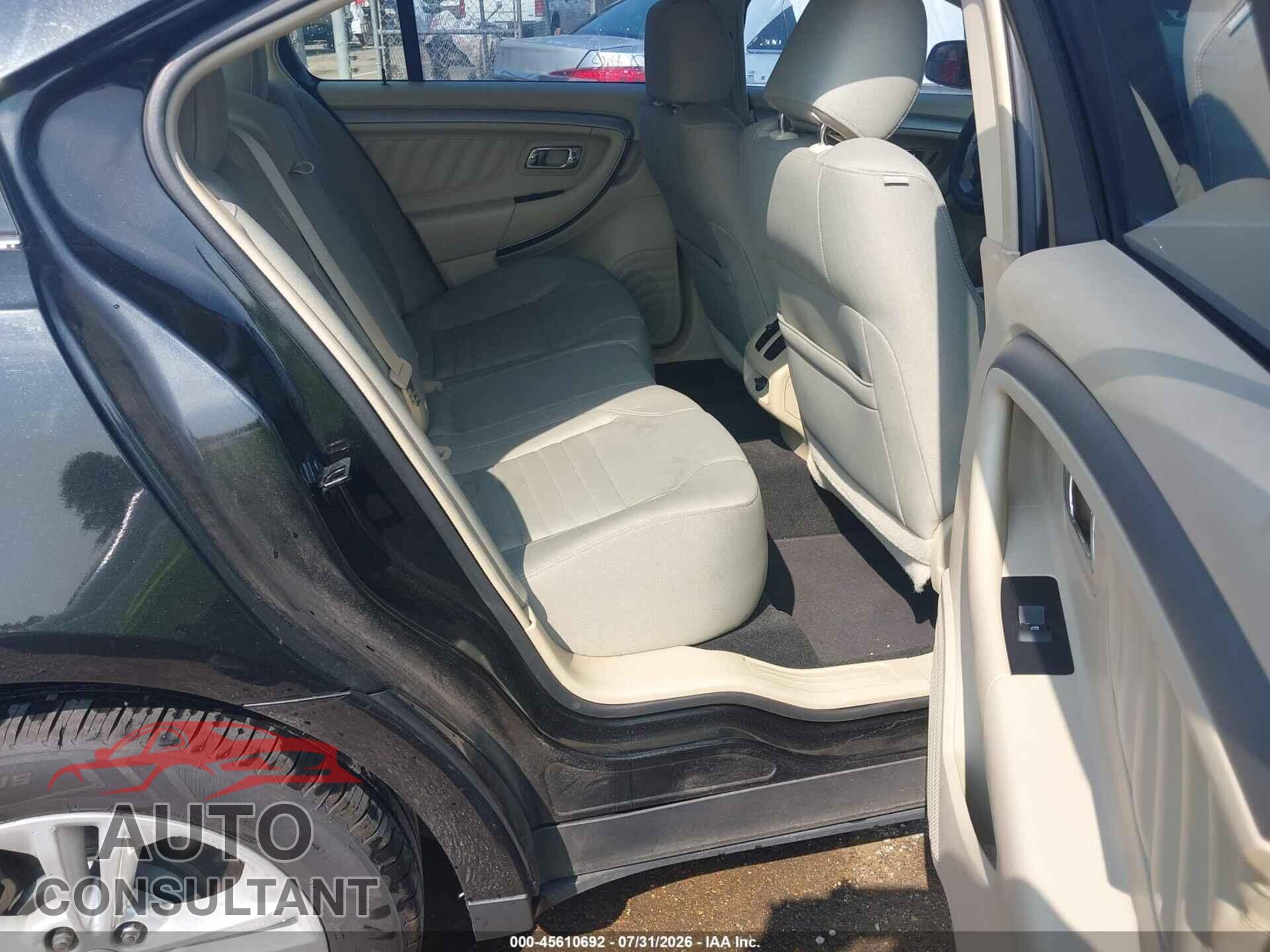 FORD TAURUS 2015 - 1FAHP2D80FG209447