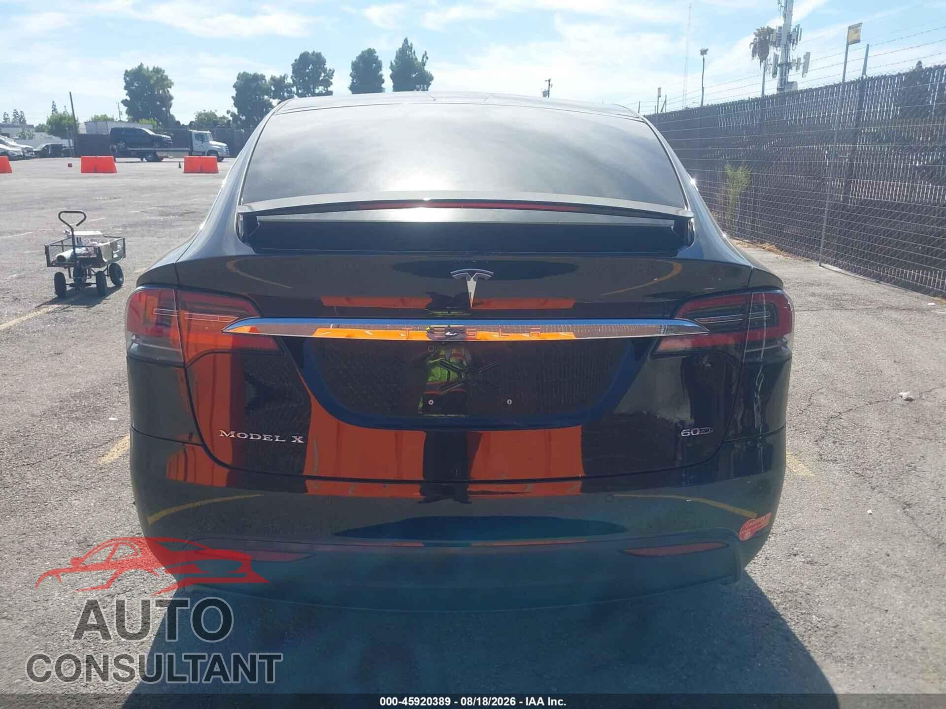 TESLA MODEL X 2016 - 5YJXCDE22GF026263