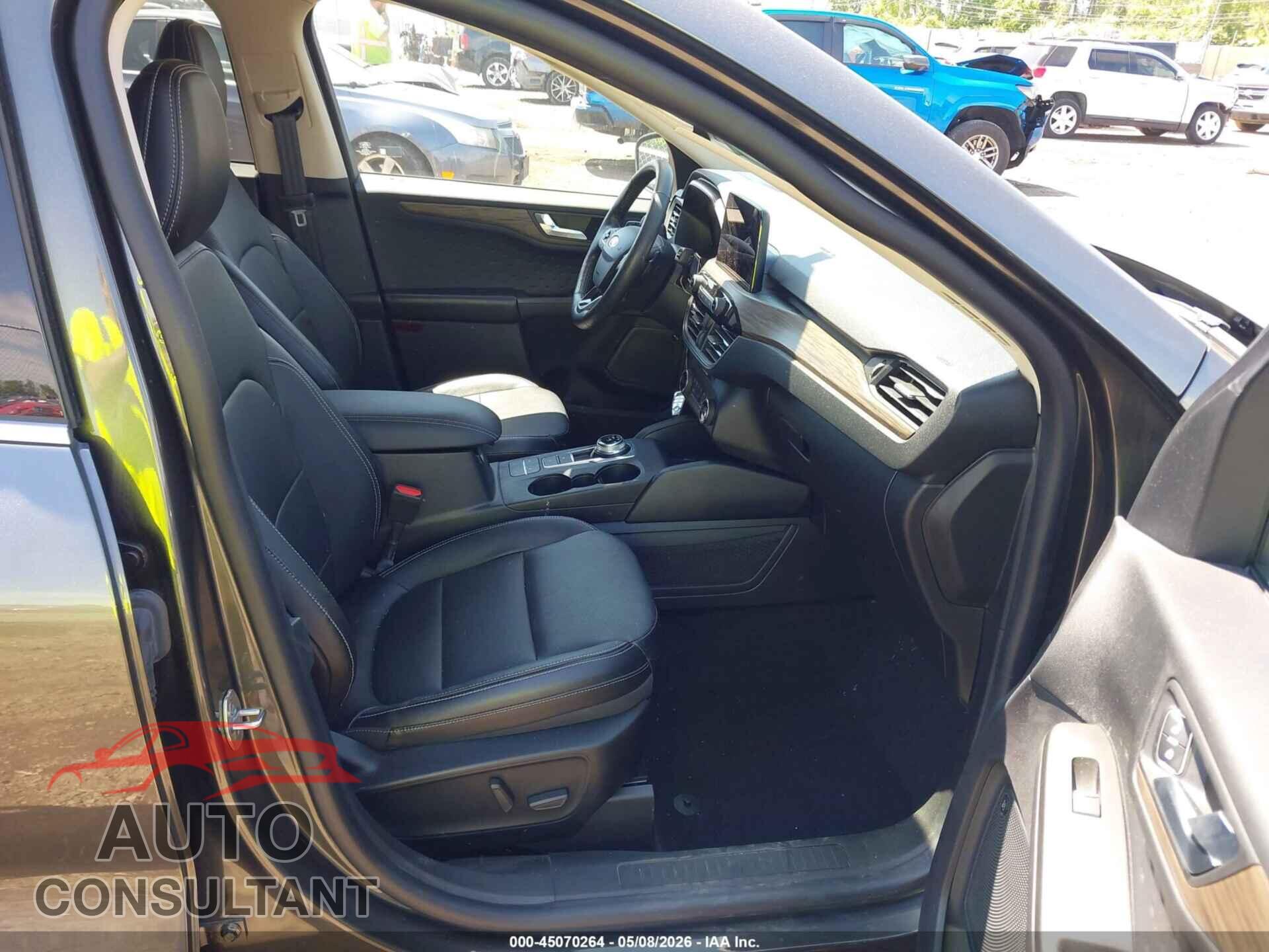 FORD ESCAPE 2020 - 1FMCU9J93LUA30914