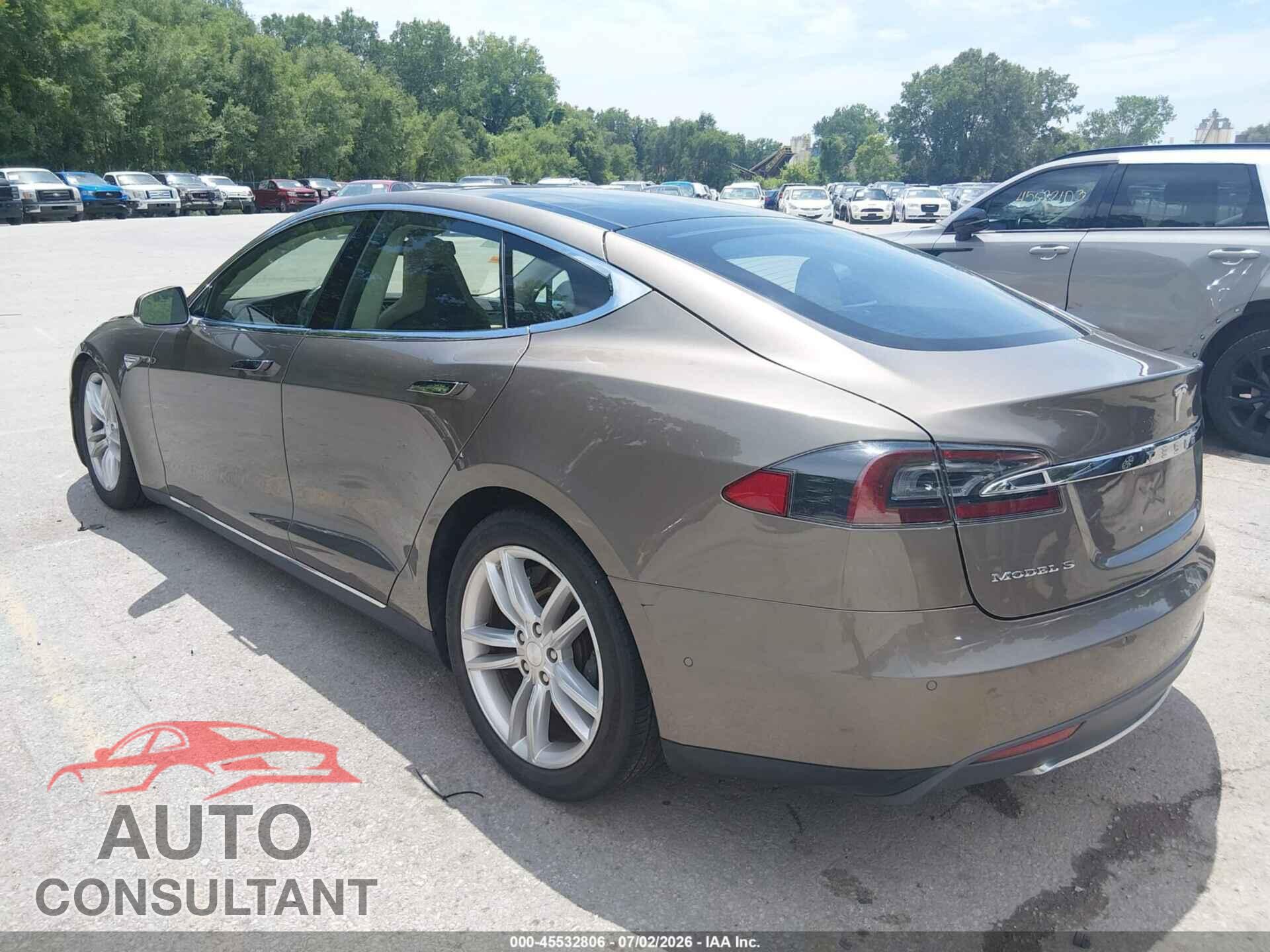 TESLA MODEL S 2015 - 5YJSA1H22FF093258