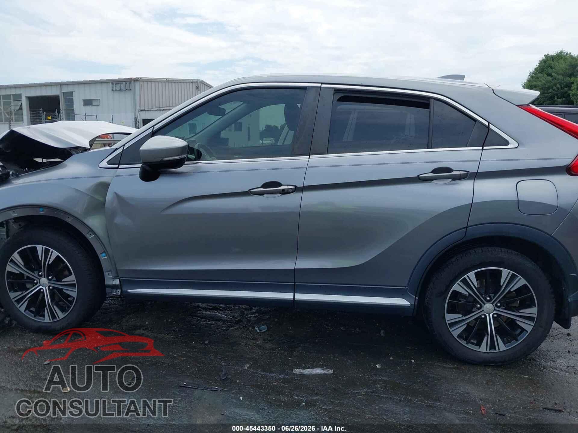 MITSUBISHI ECLIPSE CROSS 2018 - JA4AT5AA8JZ038695
