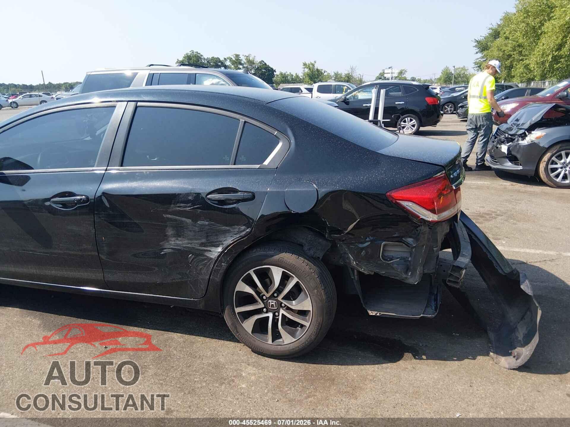 HONDA CIVIC 2015 - 19XFB2F82FE052159
