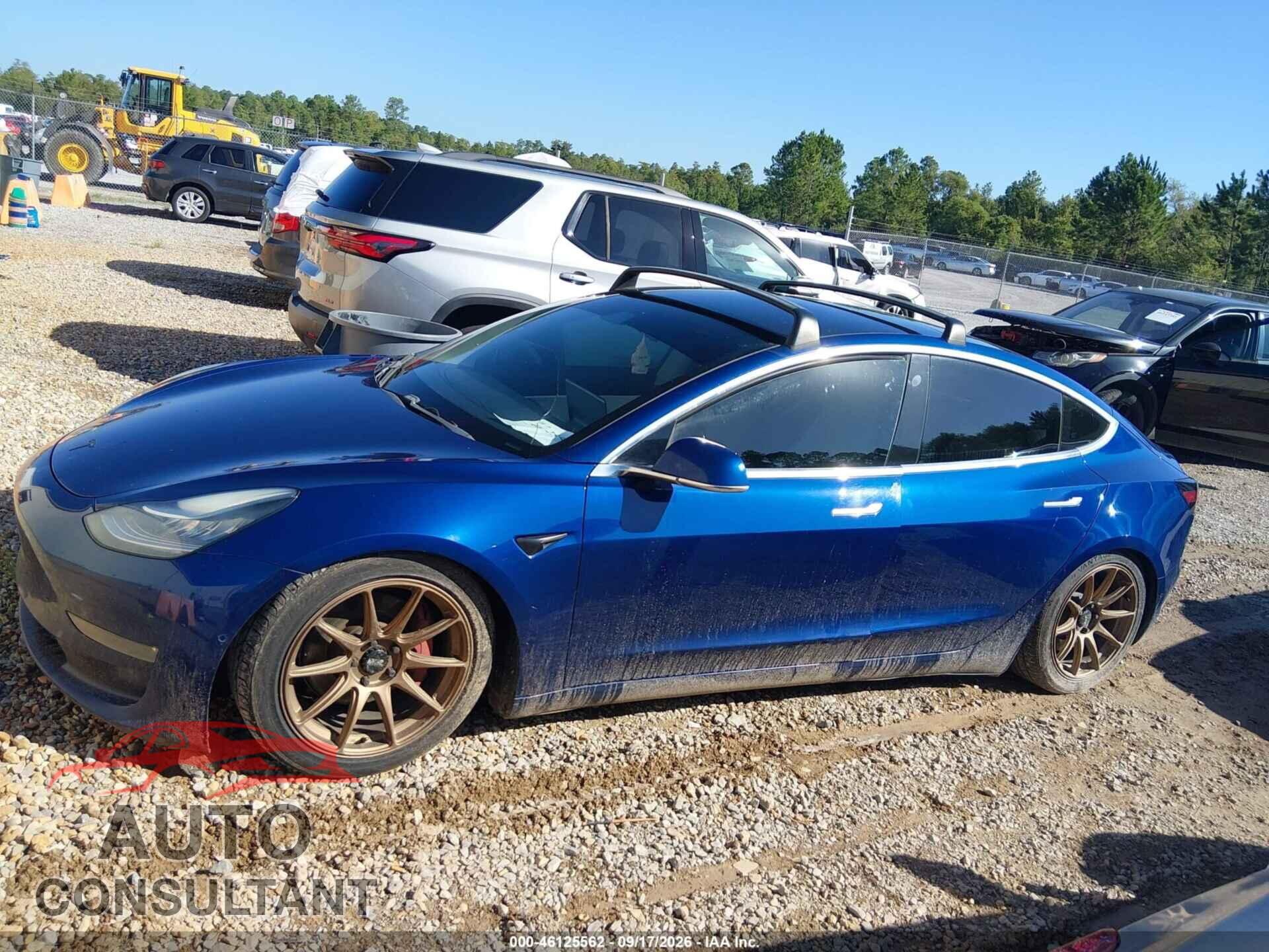 TESLA MODEL 3 2019 - 5YJ3E1EB3KF450549