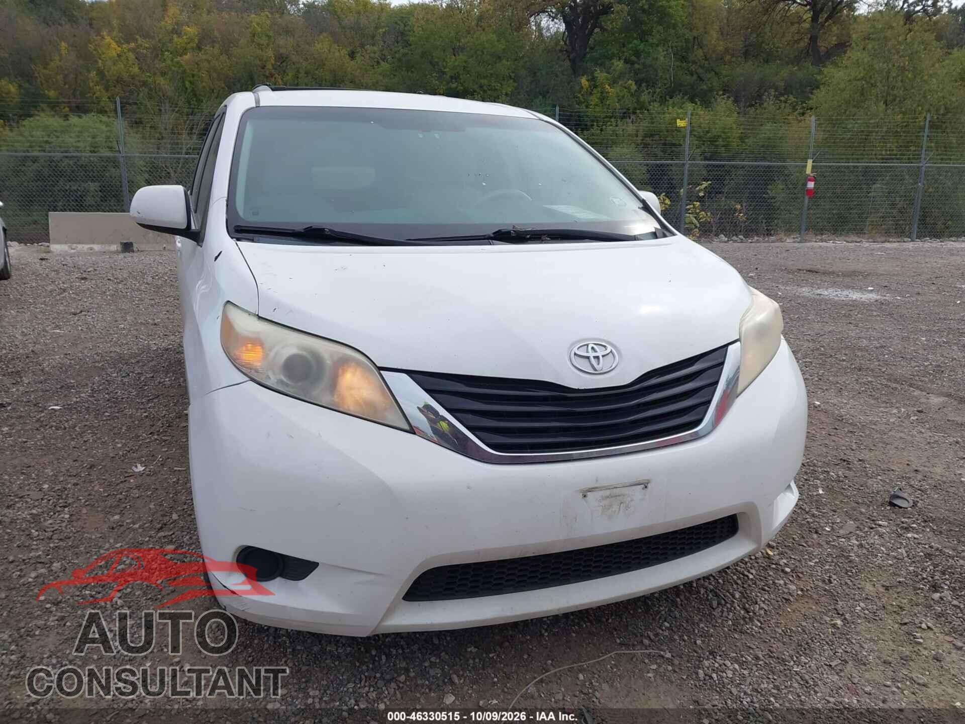 TOYOTA SIENNA 2012 - 5TDKA3DC5CS011945