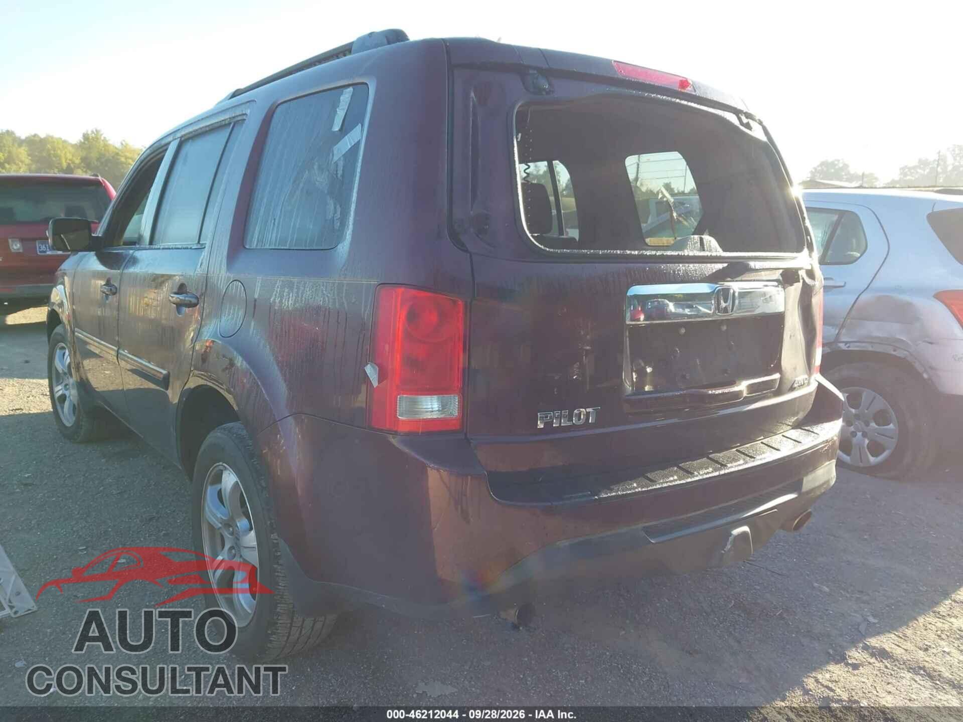 HONDA PILOT 2015 - 5FNYF4H57FB049764