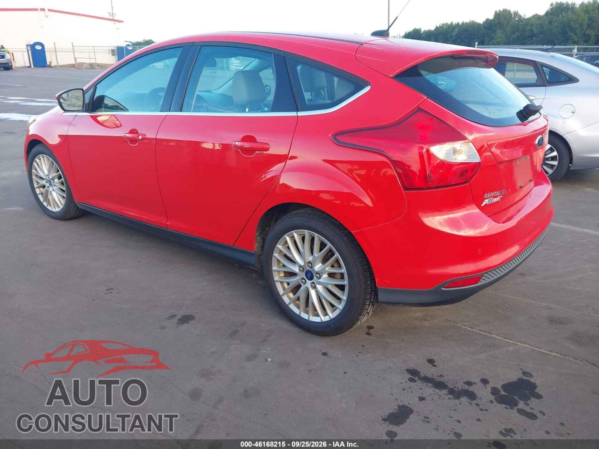 FORD FOCUS 2012 - 1FAHP3M24CL287427