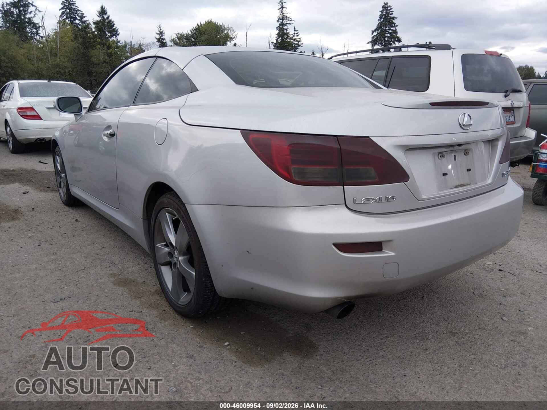 LEXUS IS 350C 2010 - JTHFE2C20A2501639
