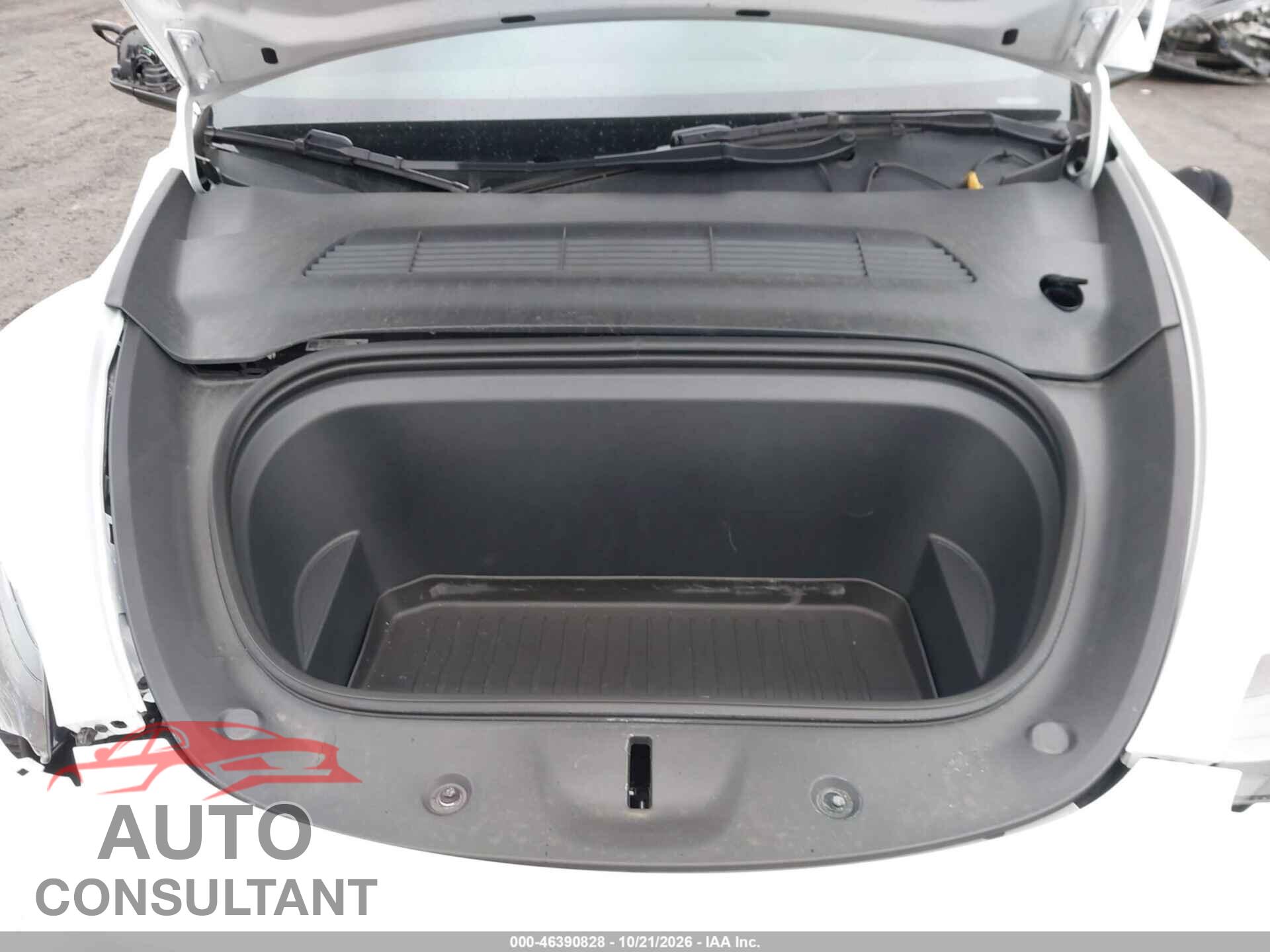 TESLA MODEL Y 2023 - 7SAYGDEFXPF645143