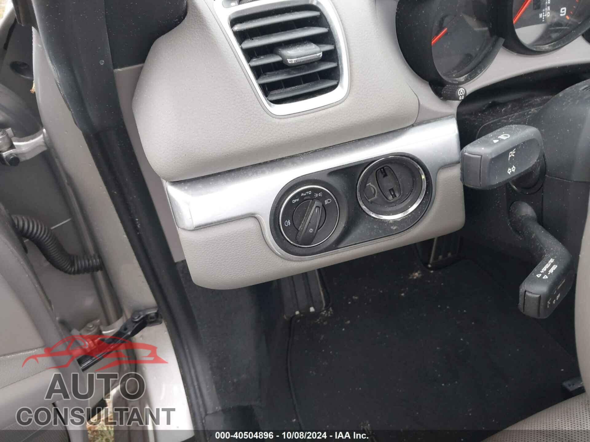 PORSCHE BOXSTER 2013 - WP0CA2A89DS114857