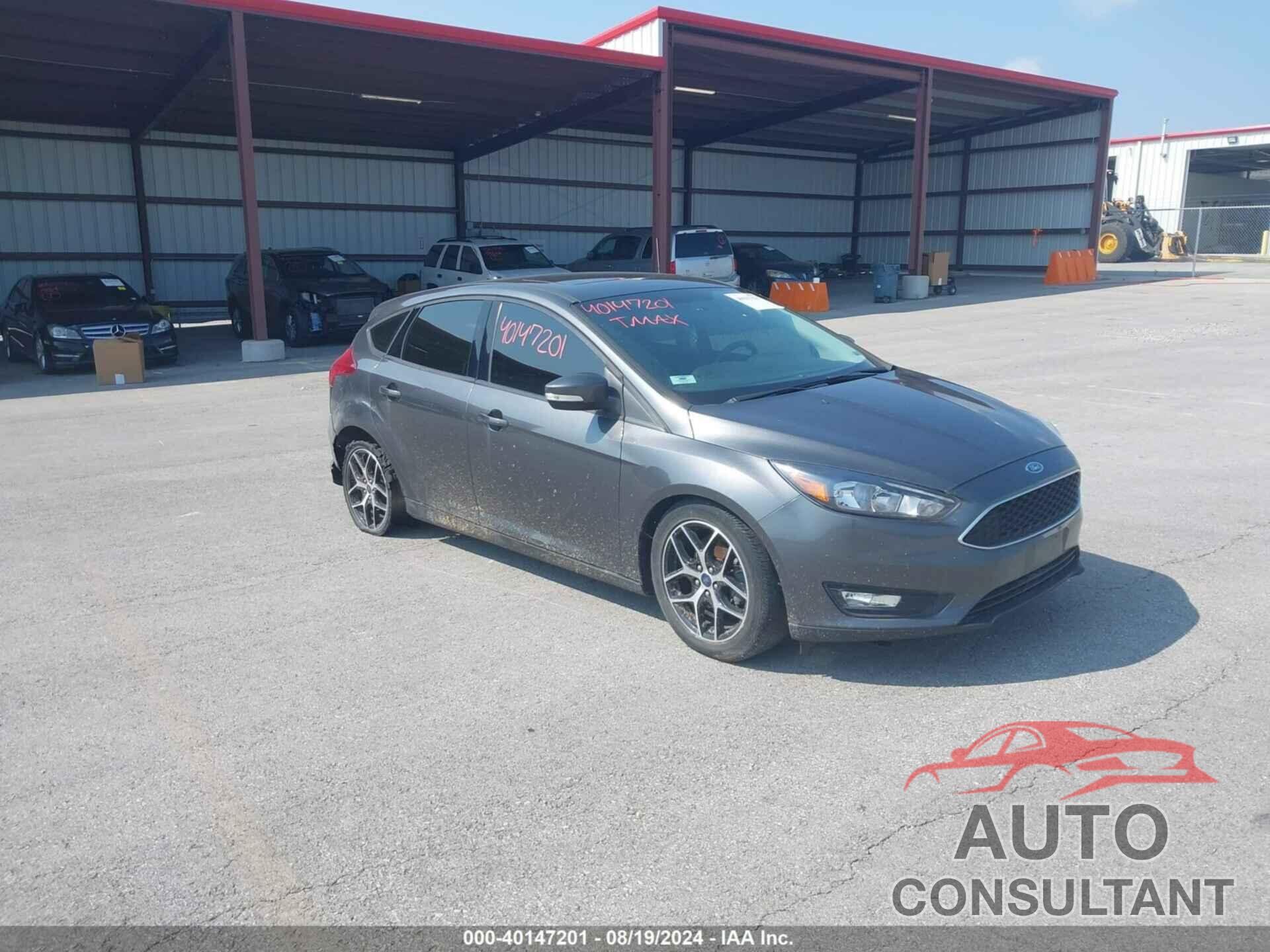 FORD FOCUS 2018 - 1FADP3M26JL204401